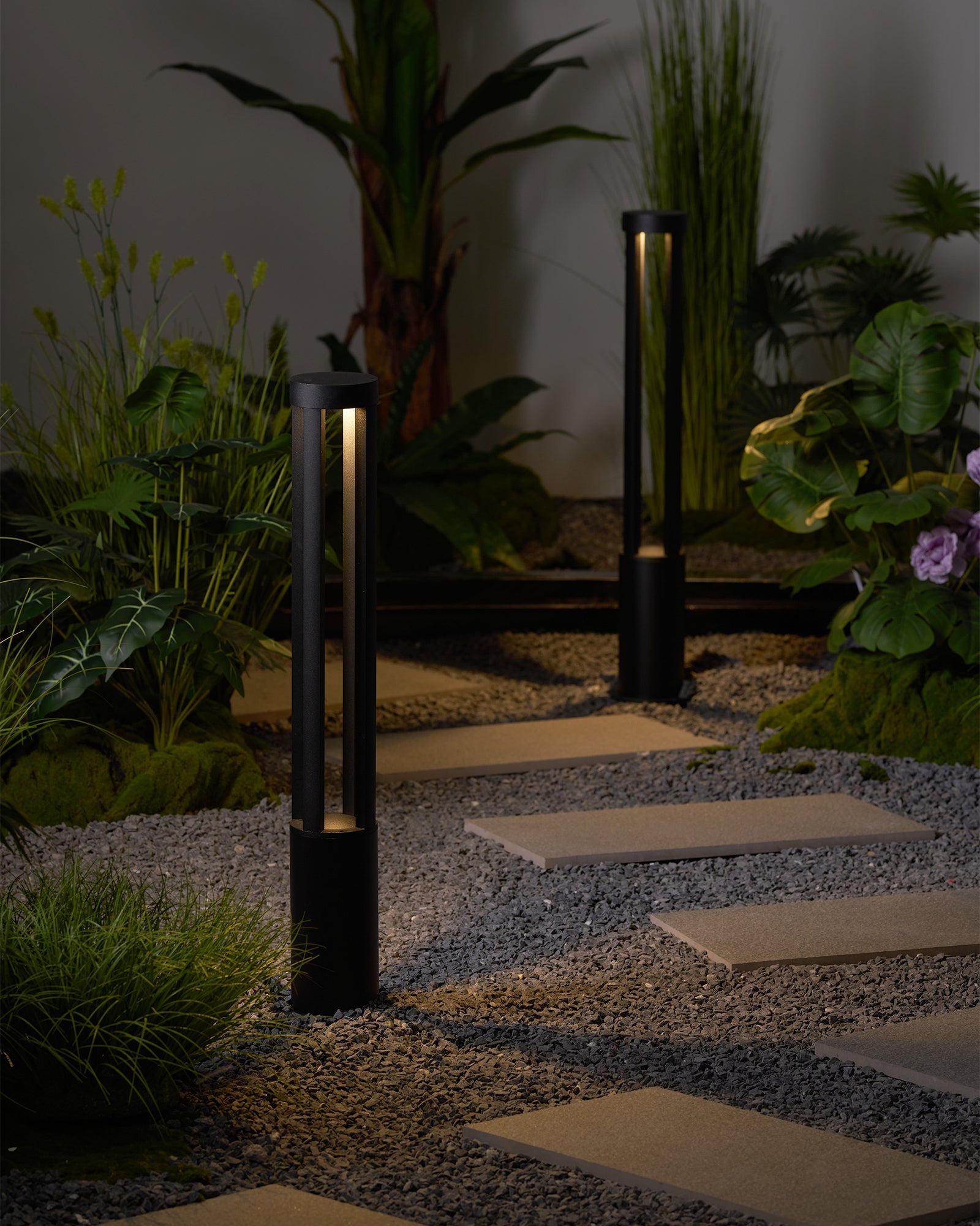 Black Solar Outdoor Post Light - Waterproof Solar Post Lamp