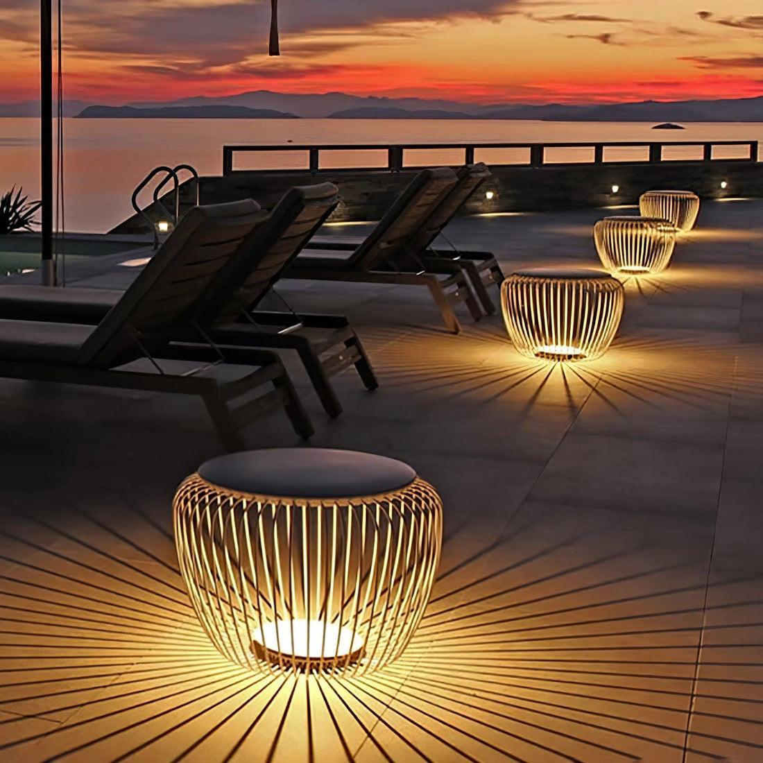 Meridiano Table Lamp - Rechargeable LED Light for Patio & Garden