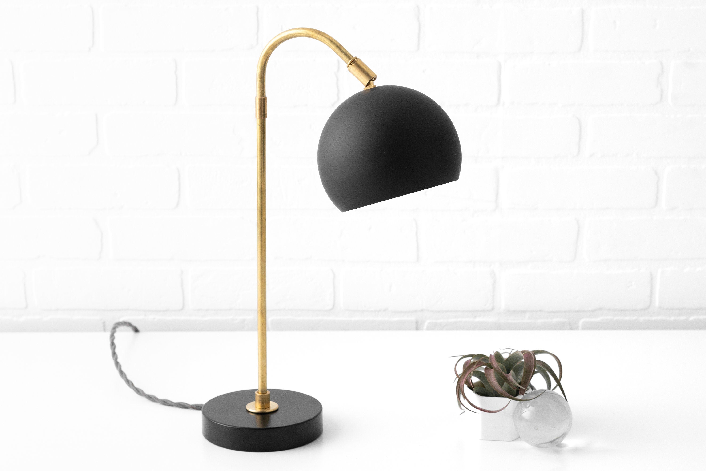 Ornato Luxe Modern Accent Table Lamp - Stylish Home Light