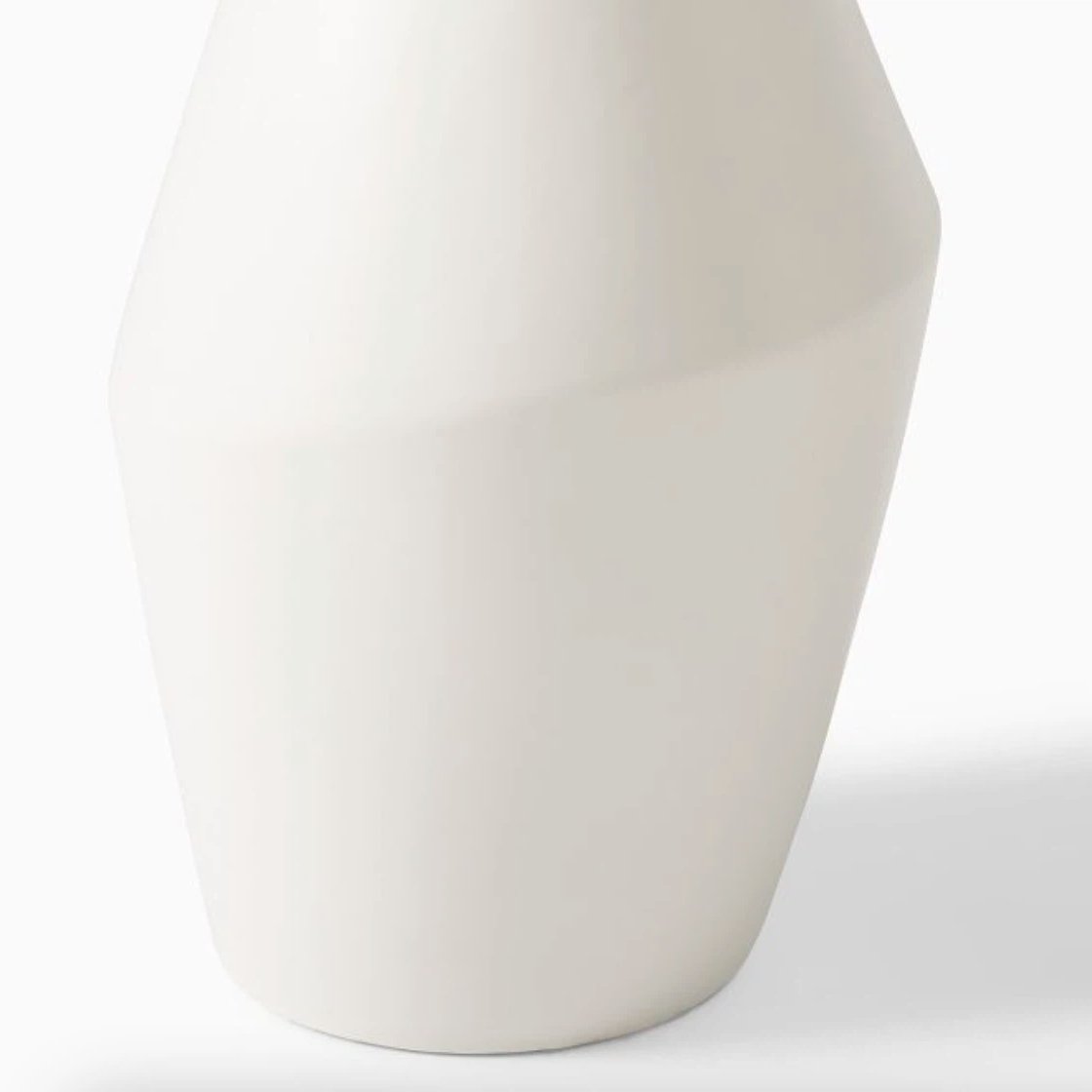 Lumera Organic Modern Ceramic Floor Lamp - Asymmetrical Sculptural Form and Ambient Lighting for Bedroom