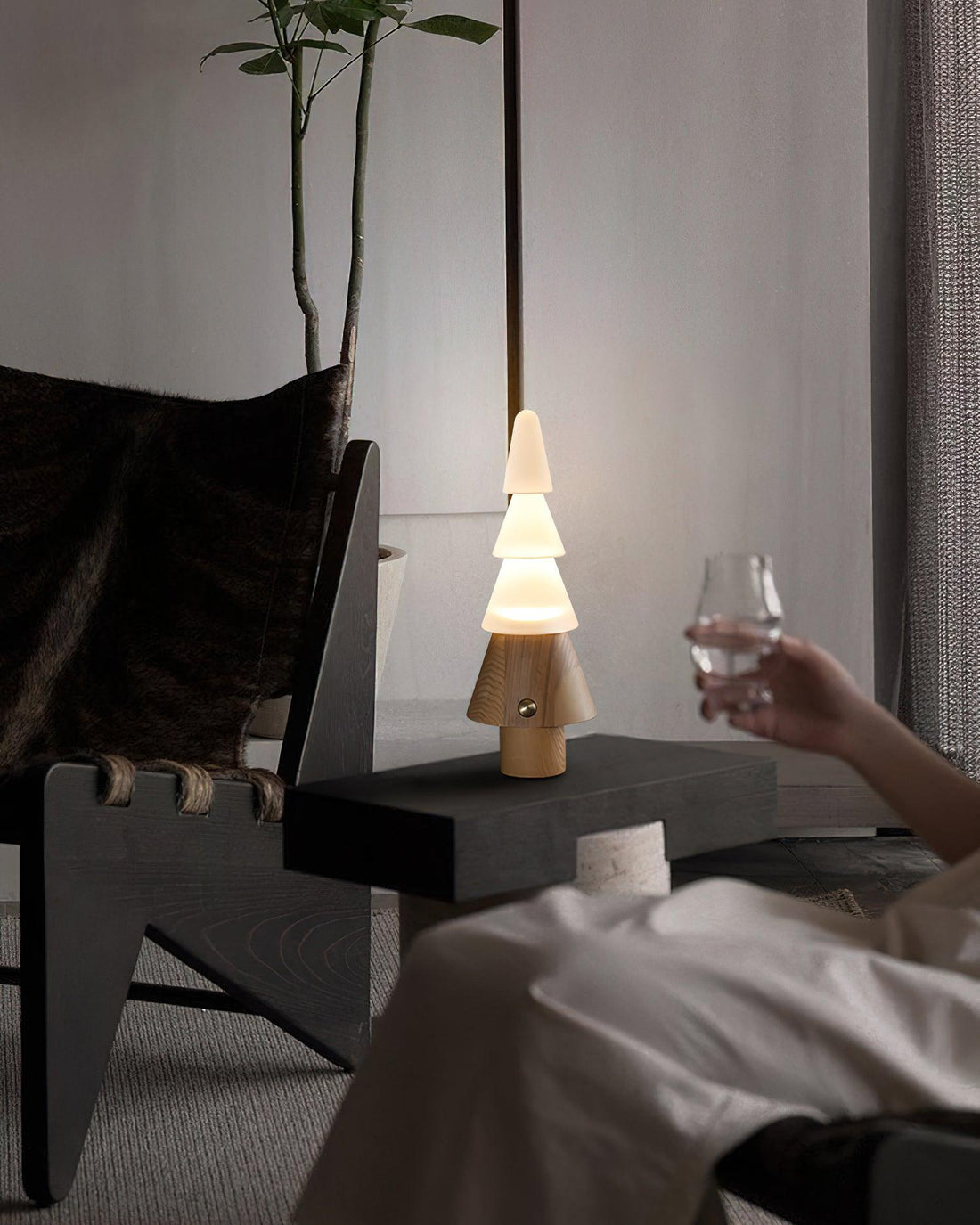 Tree Table Lamp - Built-in Battery Adjustable Night Light