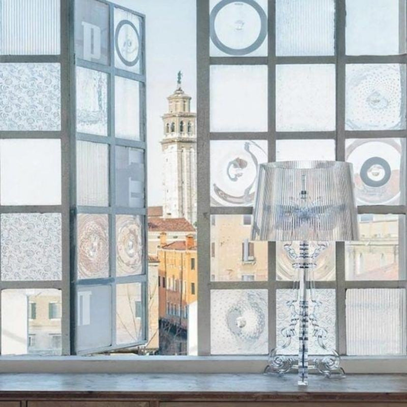 Bourgie Acrylic Table Lamp Transparent