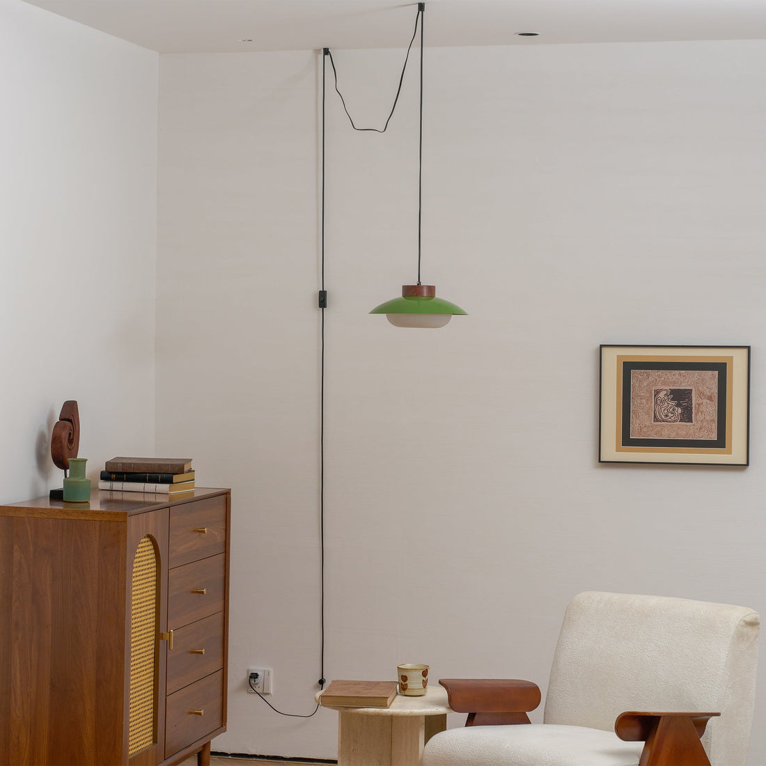 Saucer Plastic Plug-In Pendant Lamp
