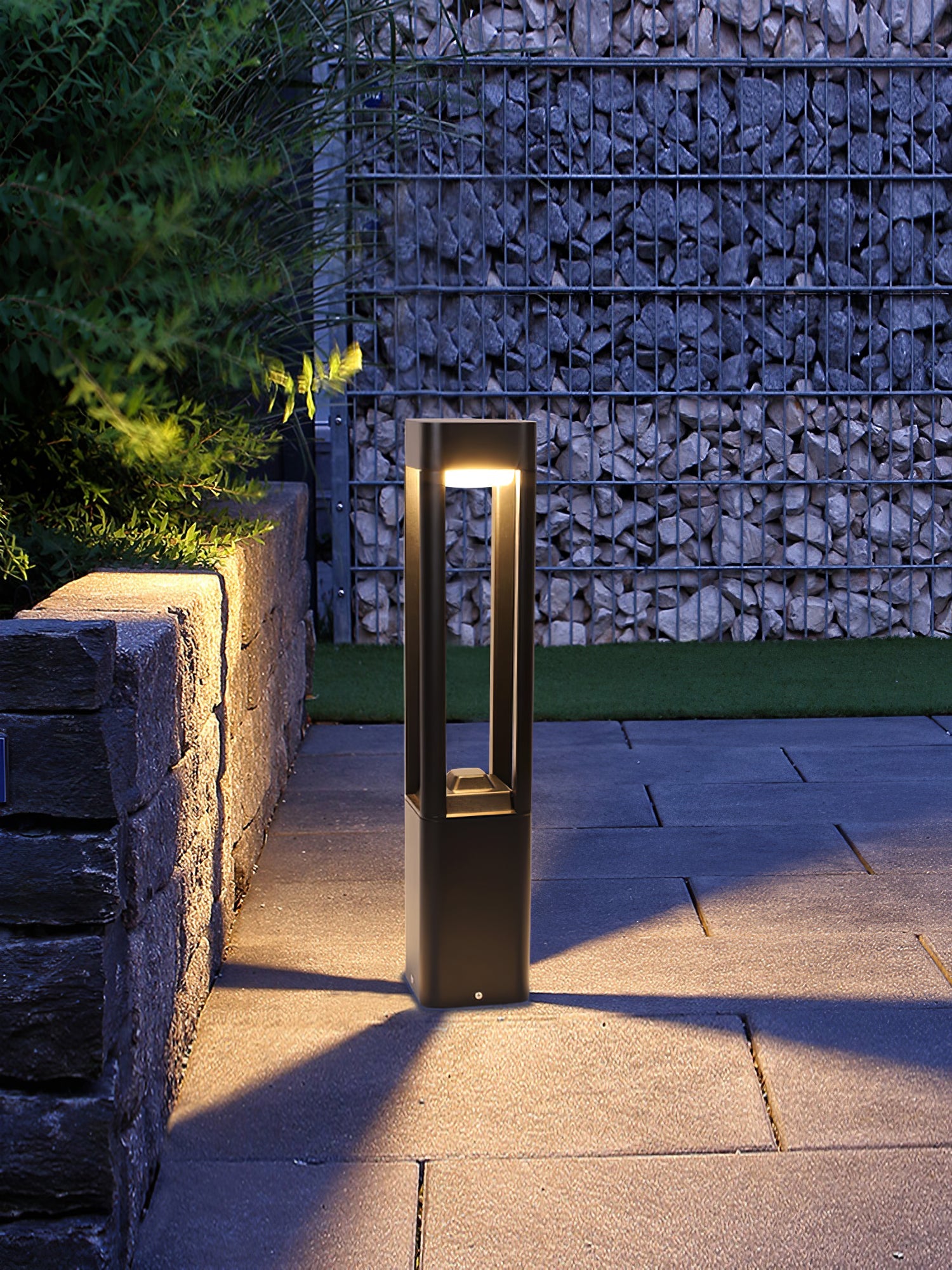 Rectangular Garden Bollard Light - Modern LED Lamp for Pathway