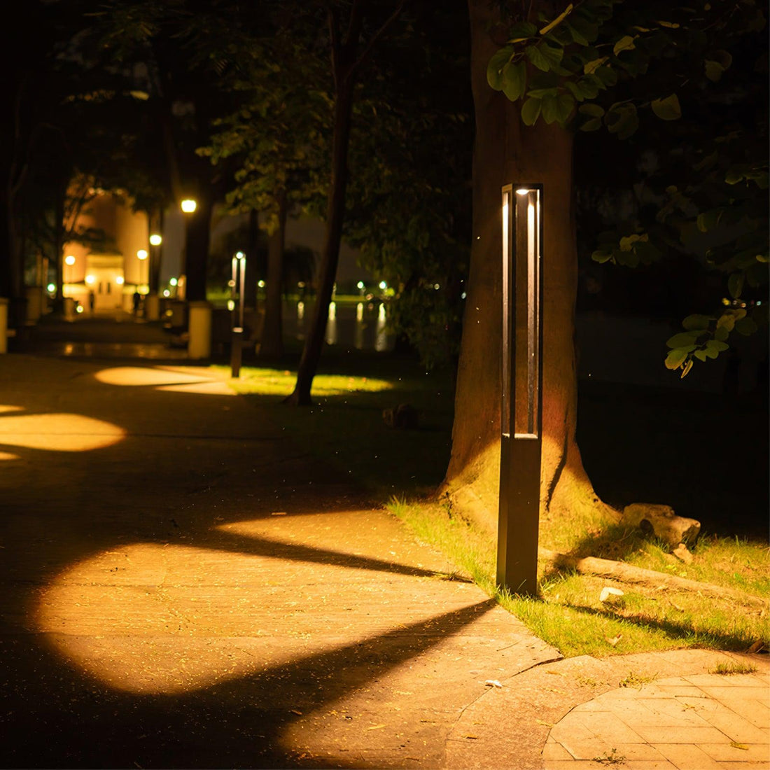 Modern Pole Outdoor Light - Geometric Post Garden Street Lamp