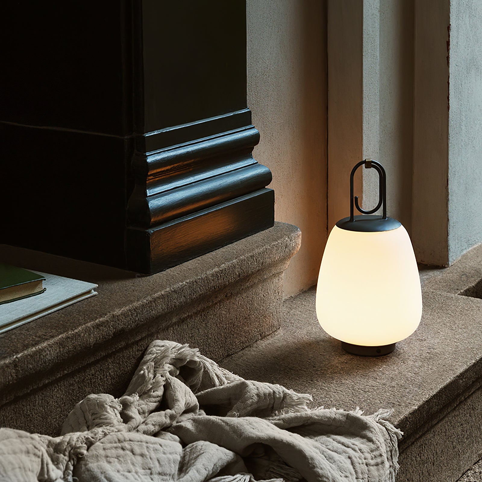 Lantern Table Lamp - USB Rechargeable Nordic Light for Indoor & Patio