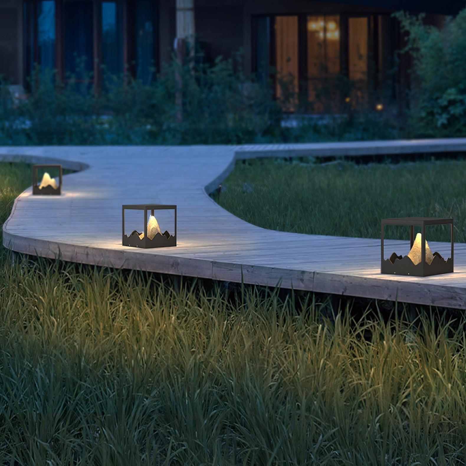 Garten-Außenleuchte – Bergmuster, warmes Licht