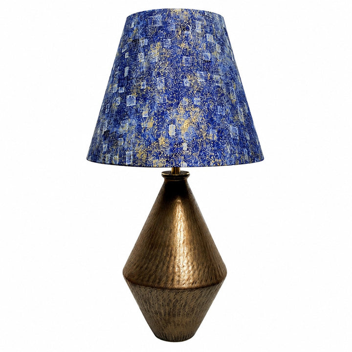 Vergoldete Keramik-Tischlampe mit blauem Stoffschirm