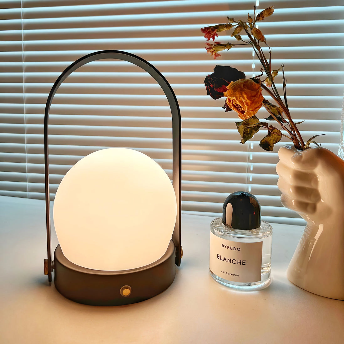 Tragbare Akku-Tischlampe – Moderne Lampe für Schreibtisch und Schlafzimmer