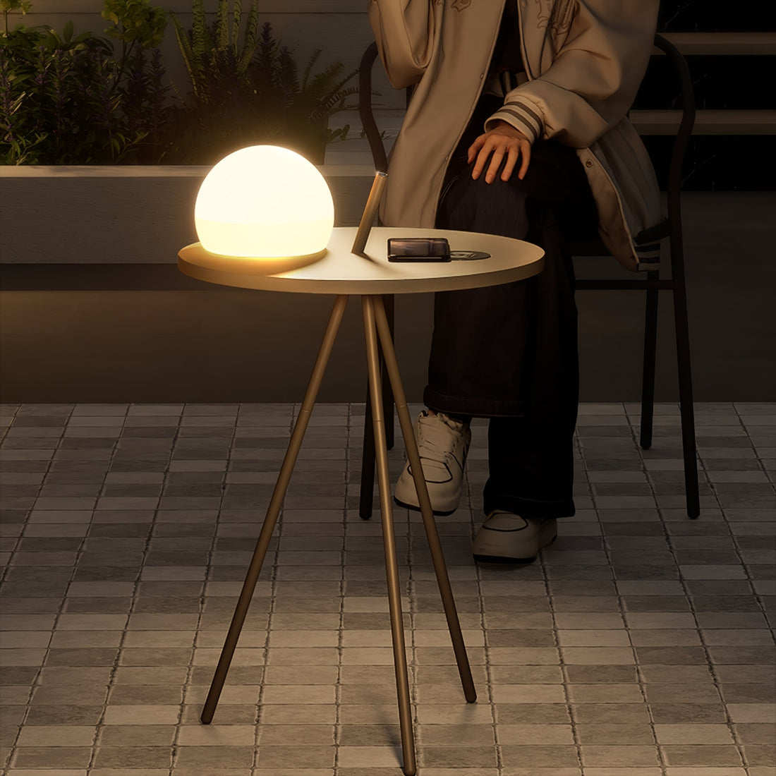 Stativ-Außenlampe – Solar-Ambientelicht und Beistelltisch für die Terrasse