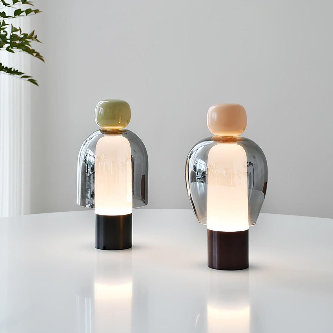 Tischlampe – Tragbare wiederaufladbare Lampe für den Einsatz im Wohnzimmer und Schlafzimmer