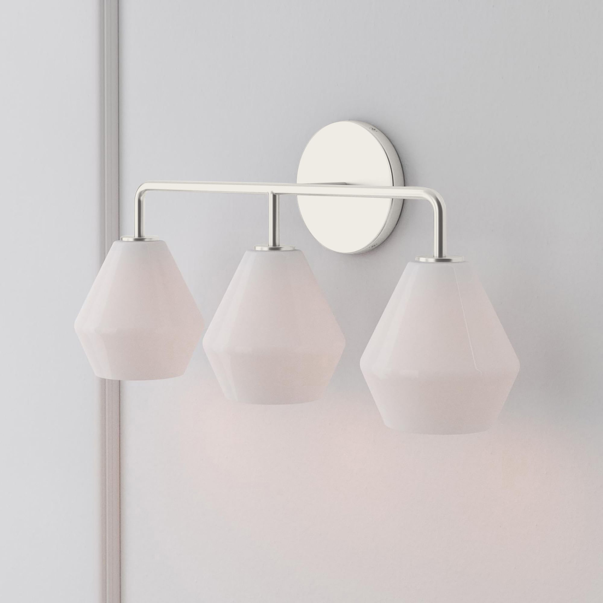 Merin Multi Head Frisiertisch-Wandleuchte - Skulpturale Lampe aus Metall und Glas