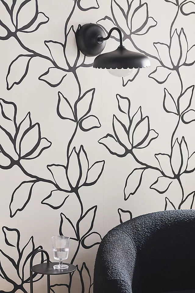 Rayla Metal Outdoor Wall Sconce - Modern Scallop Edge Light for Patio