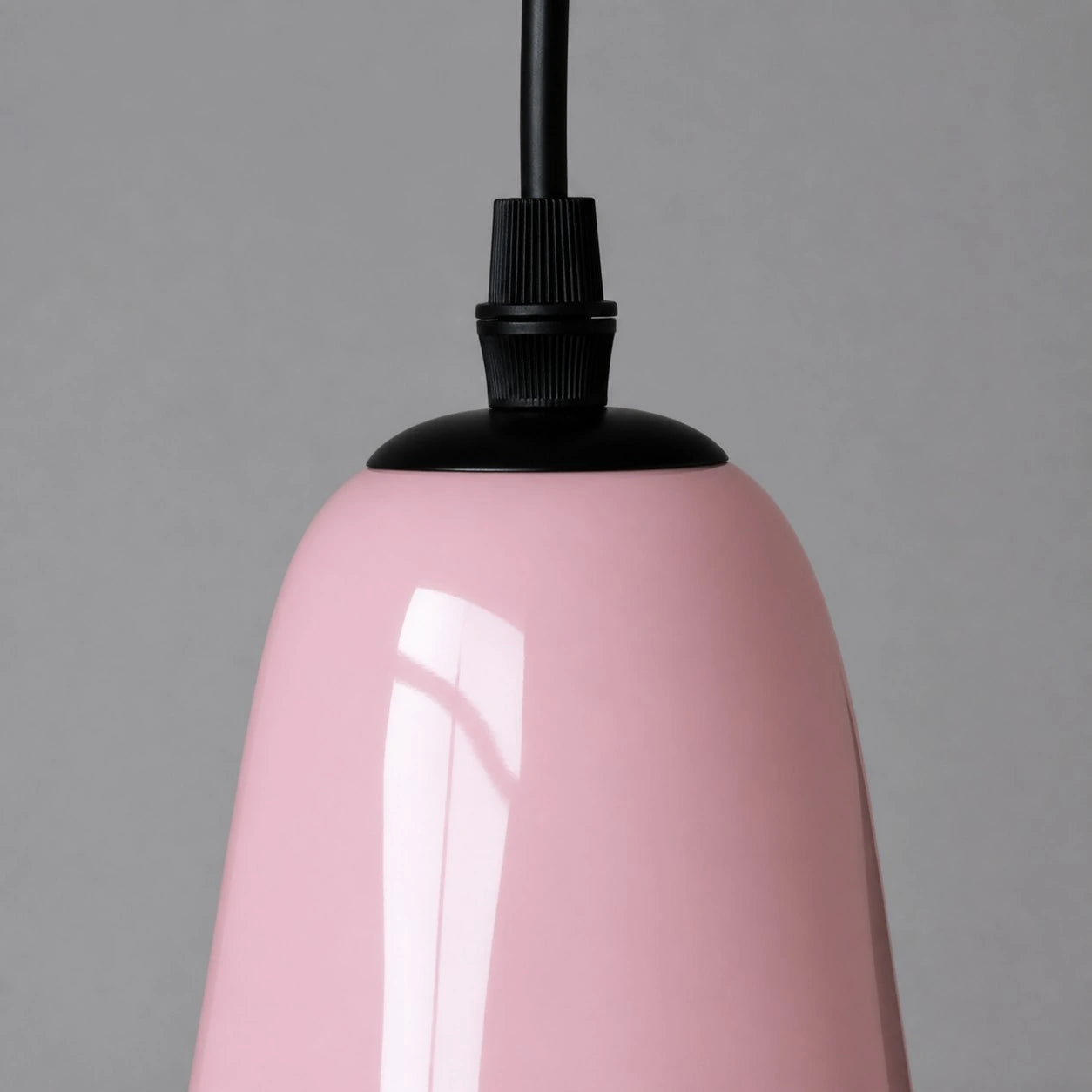 Pendant cord and socket housing detail
