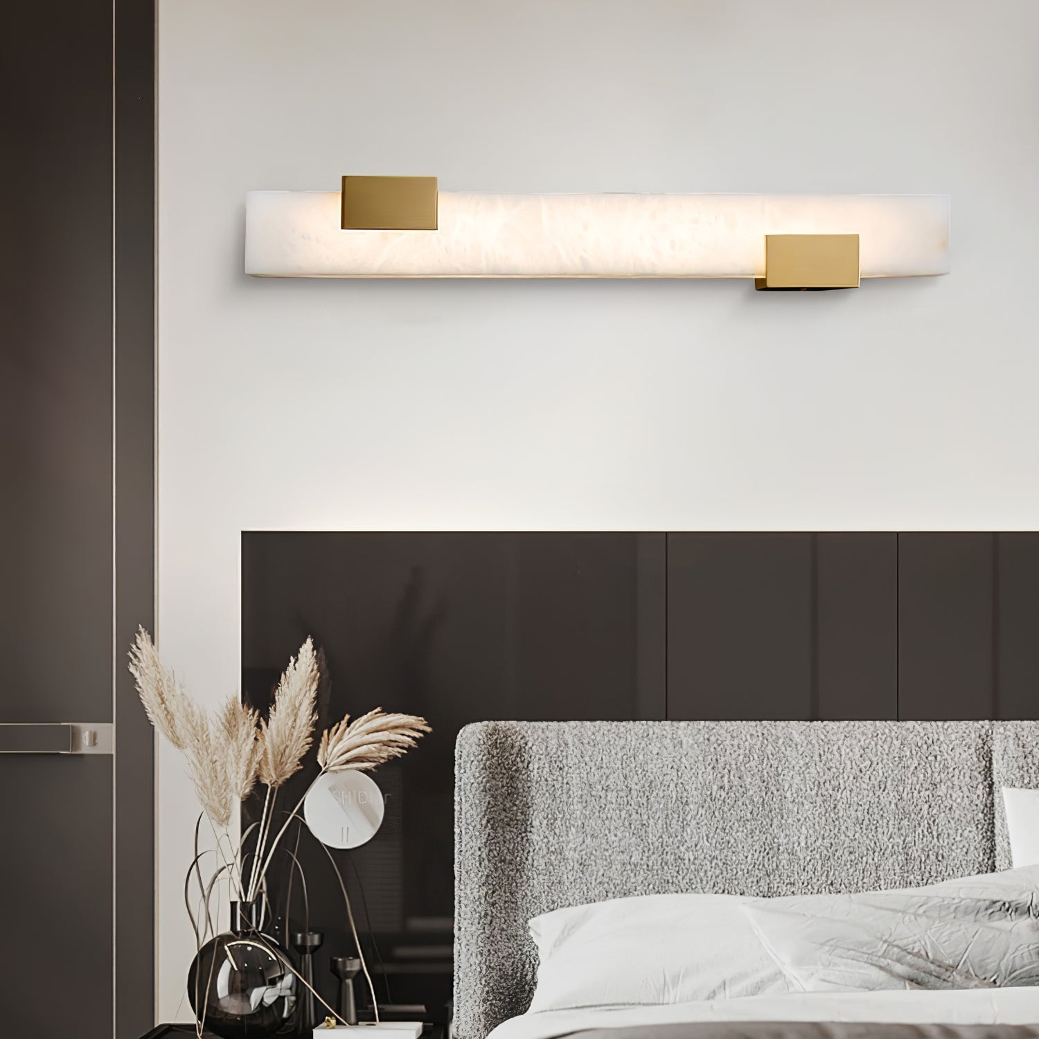 Alabaster Wall Sconce - Modern Brass Bar Light for Hallway or Bedroom