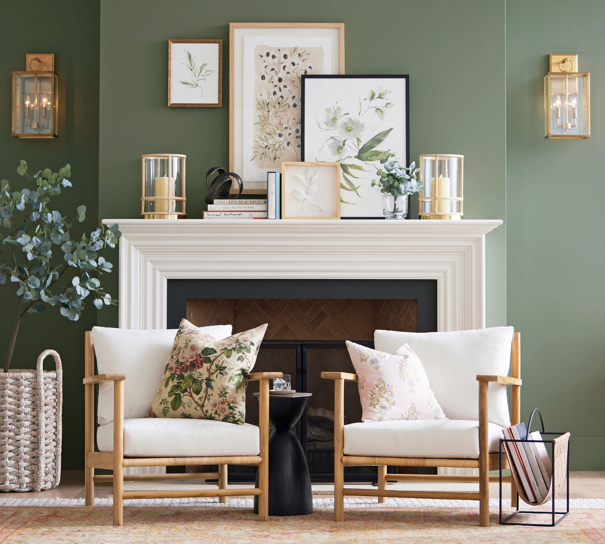 Ferrix Iron Outdoor Wall Lamp - Industrial Rectangular Glass Sconce