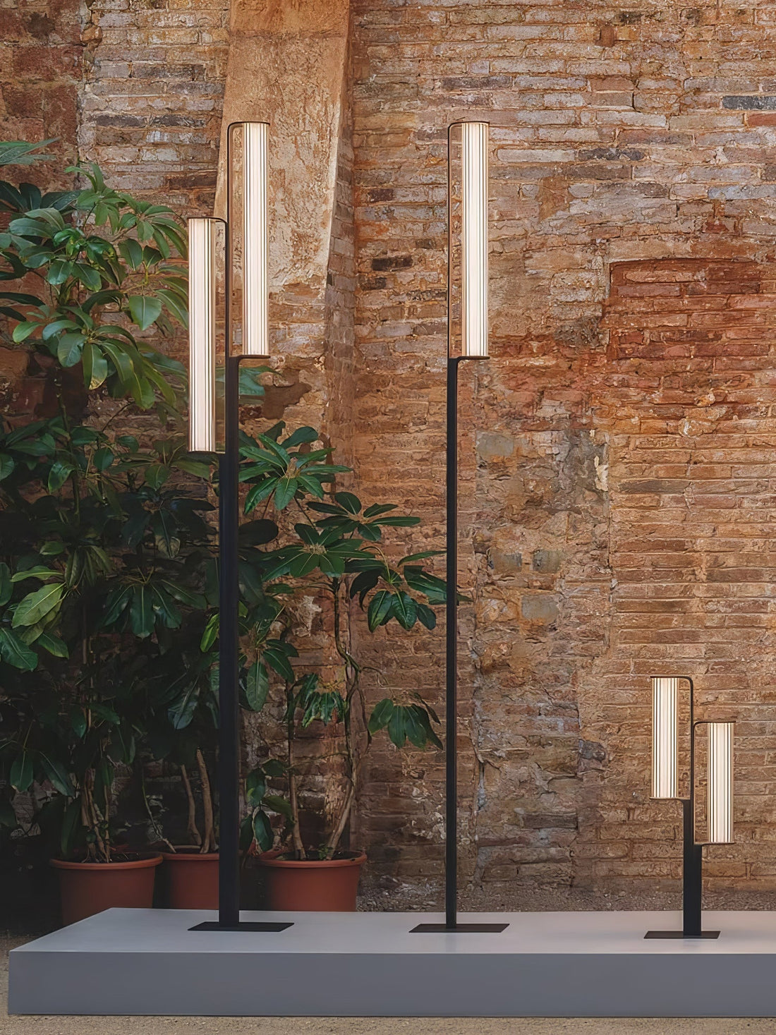 Outdoor Post Lamp - Modern Arc LED Light for Garden, Patio, or Walkway
