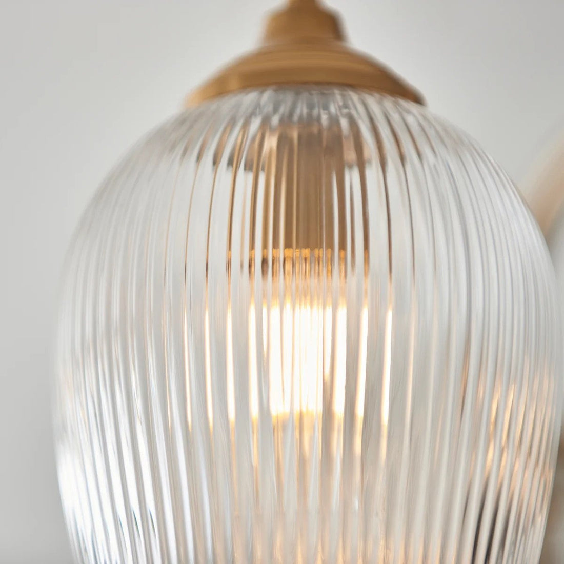 Brazara Multi-Light Glass Shade Pendant Lamp – Curved Metal Arms for Modern Homes