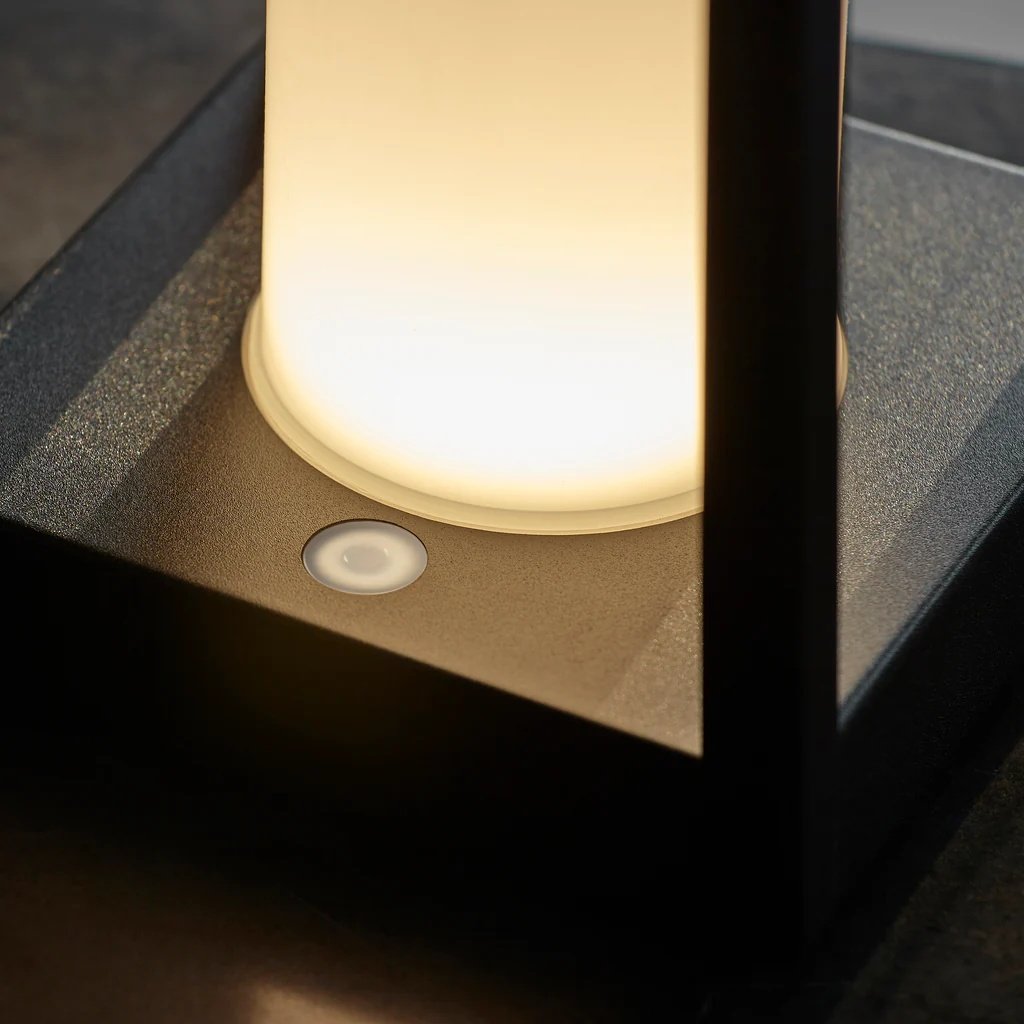 Ambulux Outdoor Portable Lamp - Compact Lantern Aesthetic for Camping or Dining