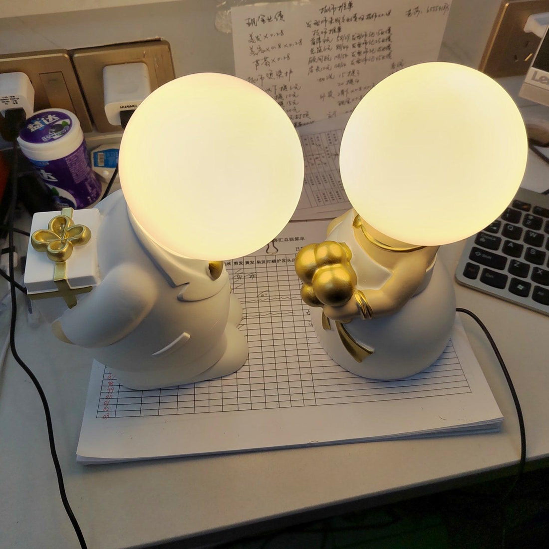 Tischlampe mit Hochzeitsfigur – wiederaufladbares LED-Licht für Veranstaltungen