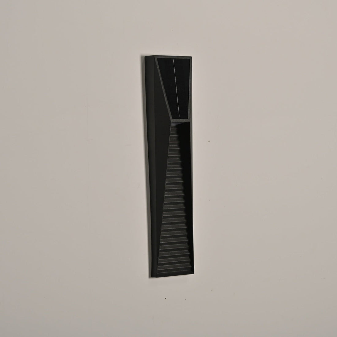 LED Outdoor Wall Lamp - Modern Ambient Light for Garden & Patio