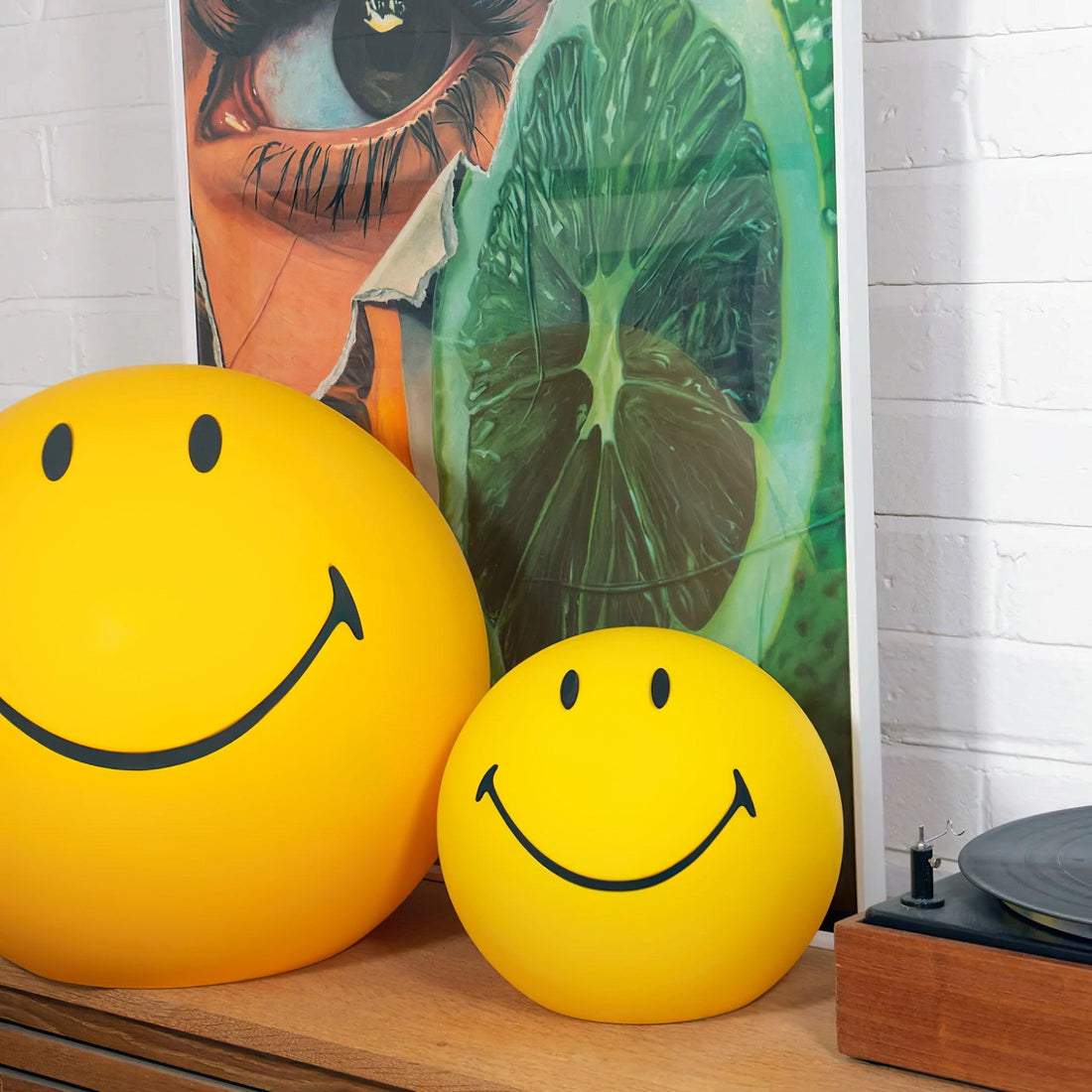 Smiling Wiederaufladbare Tischlampe - LED-Licht für Schlafzimmer &amp; Büro