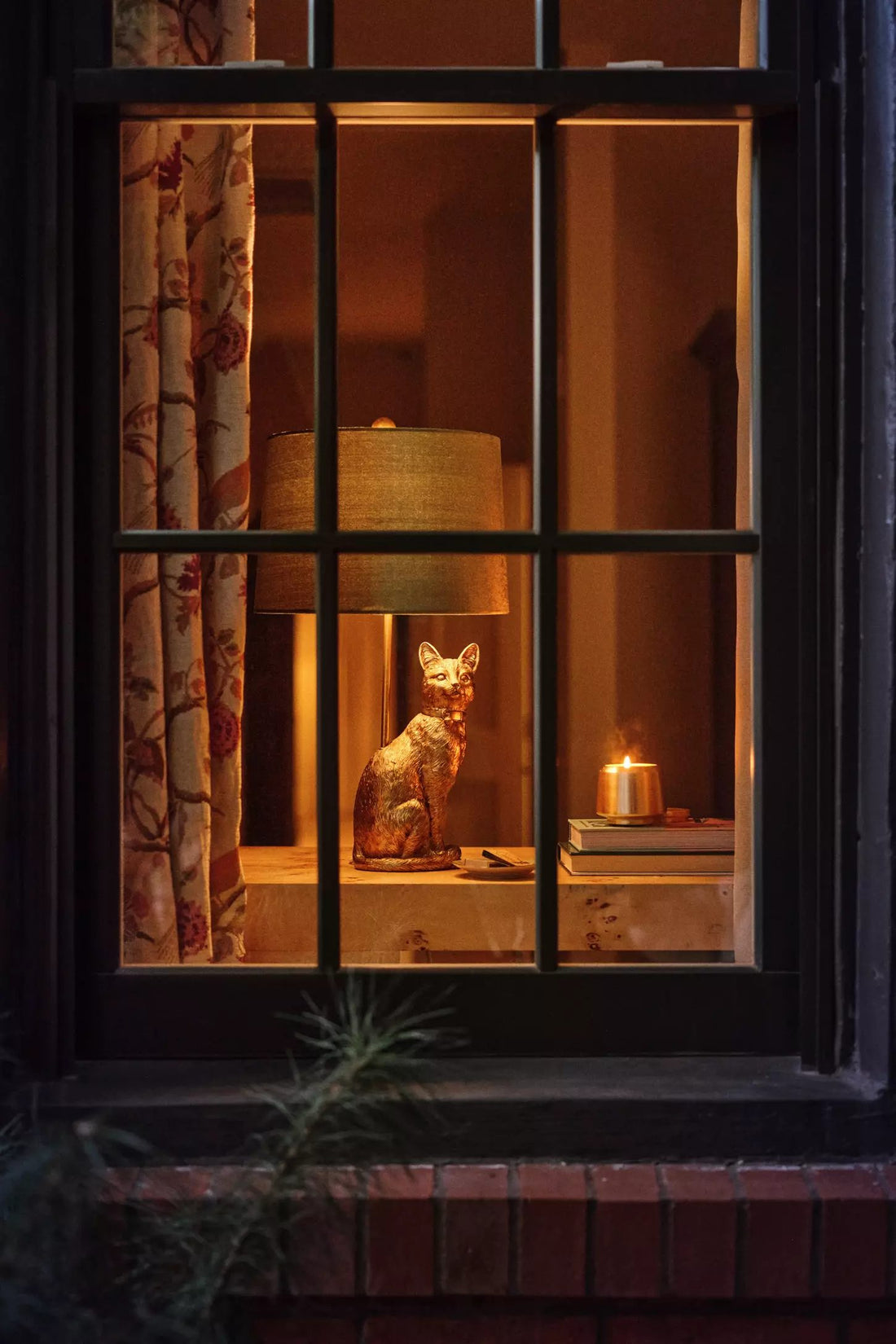 Pawdia Unique Table Lamp - Decorative Fabric Animal Bedside Lamp