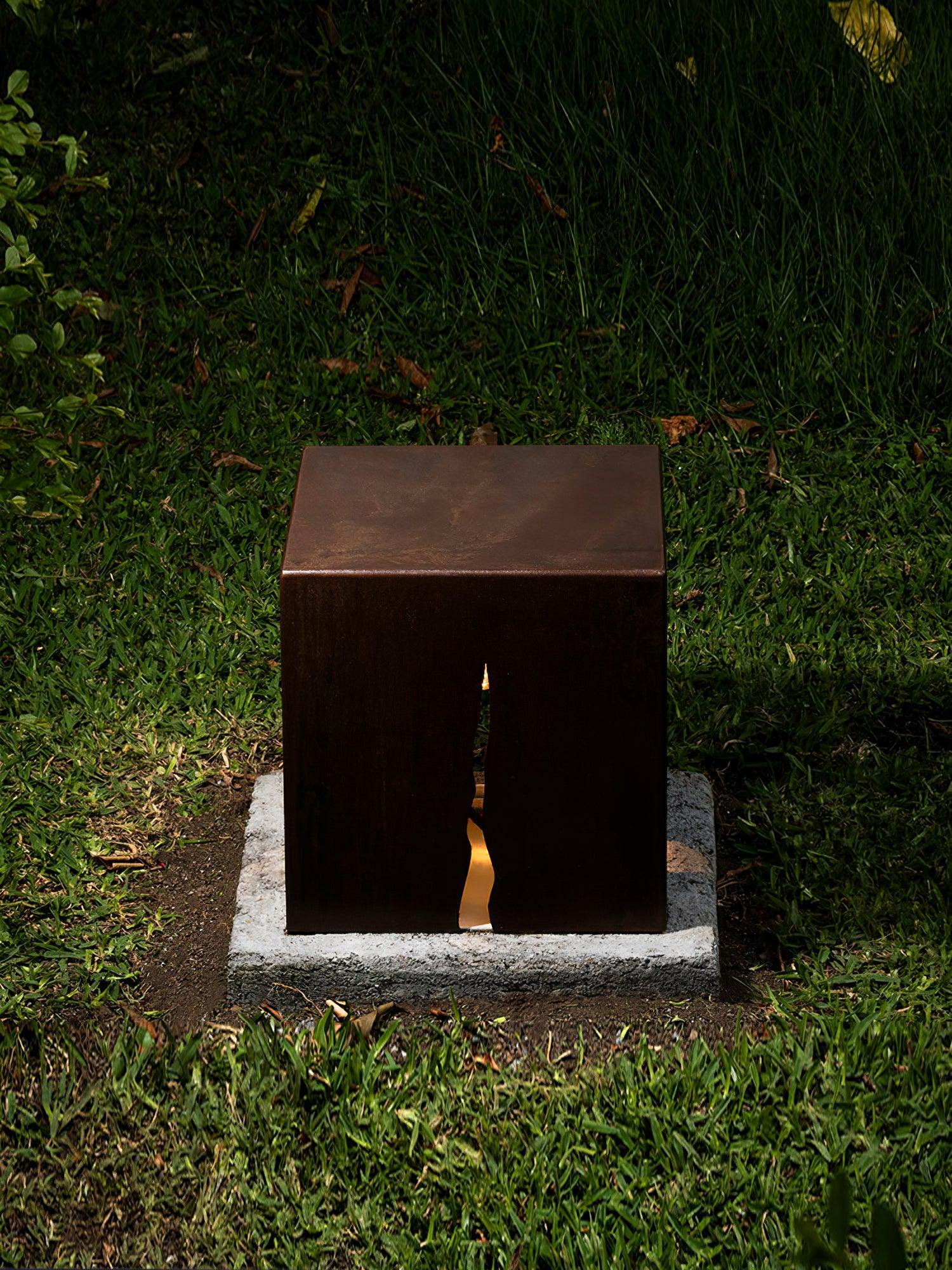 Simple Modern Outdoor Light - Garden Light with Rust-Colored Frame