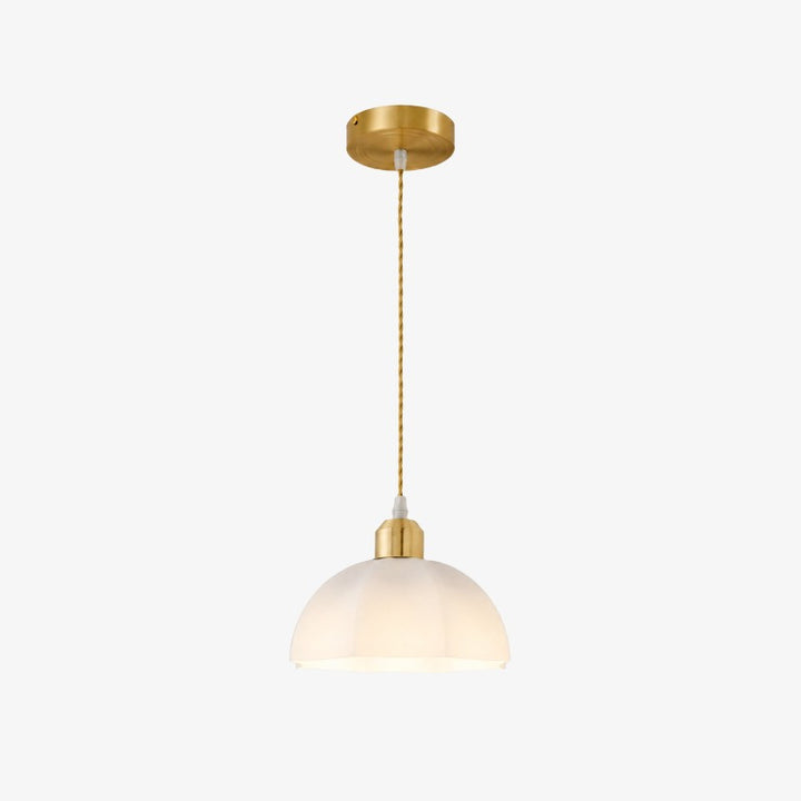 Moderne Pendelleuchte aus Milchglas