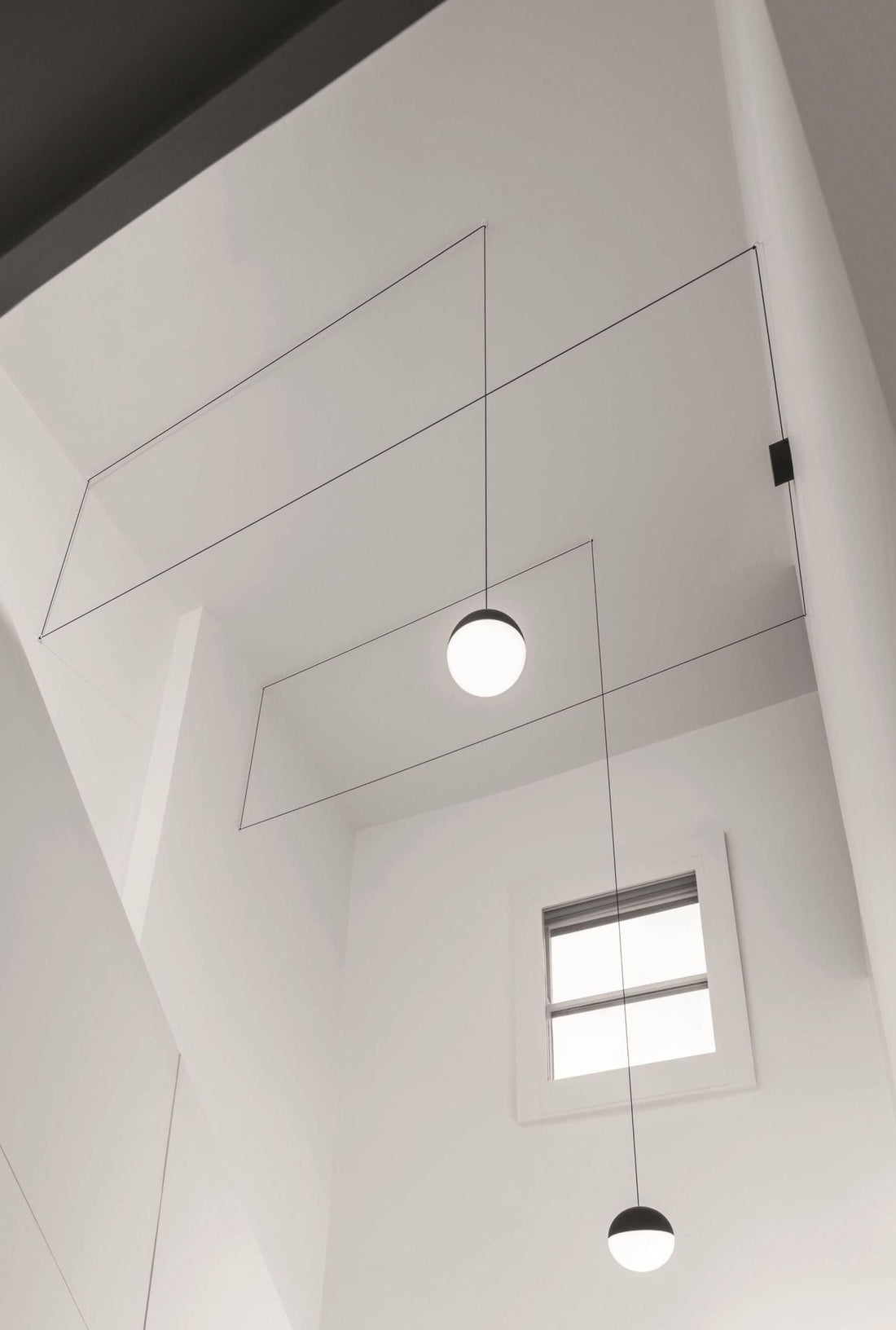Deckenleuchte aus Metall und Polycarbonat