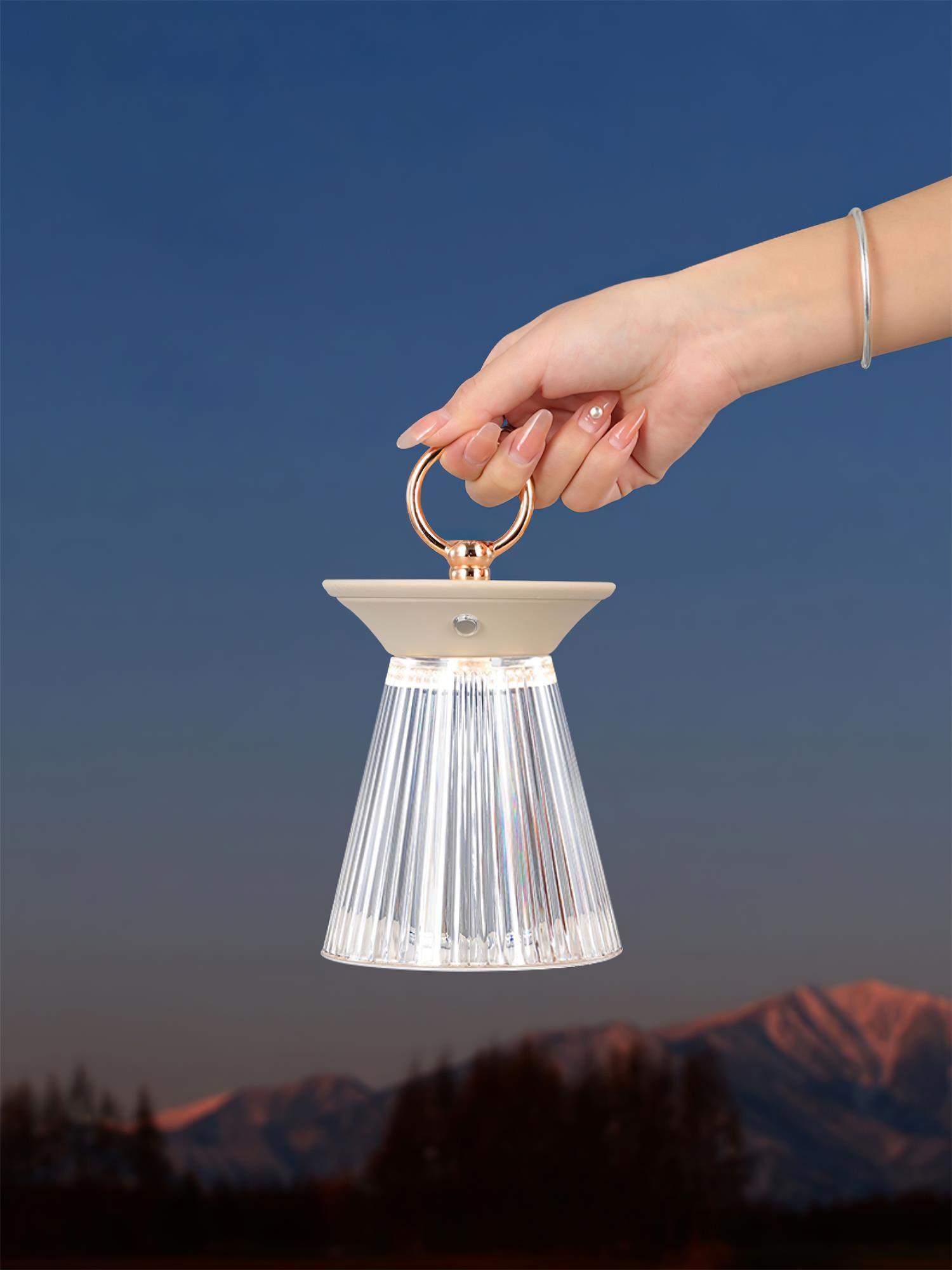 Gerippte Acryl-Tischlampe – USB-integriertes Batterielicht für Schlafzimmer