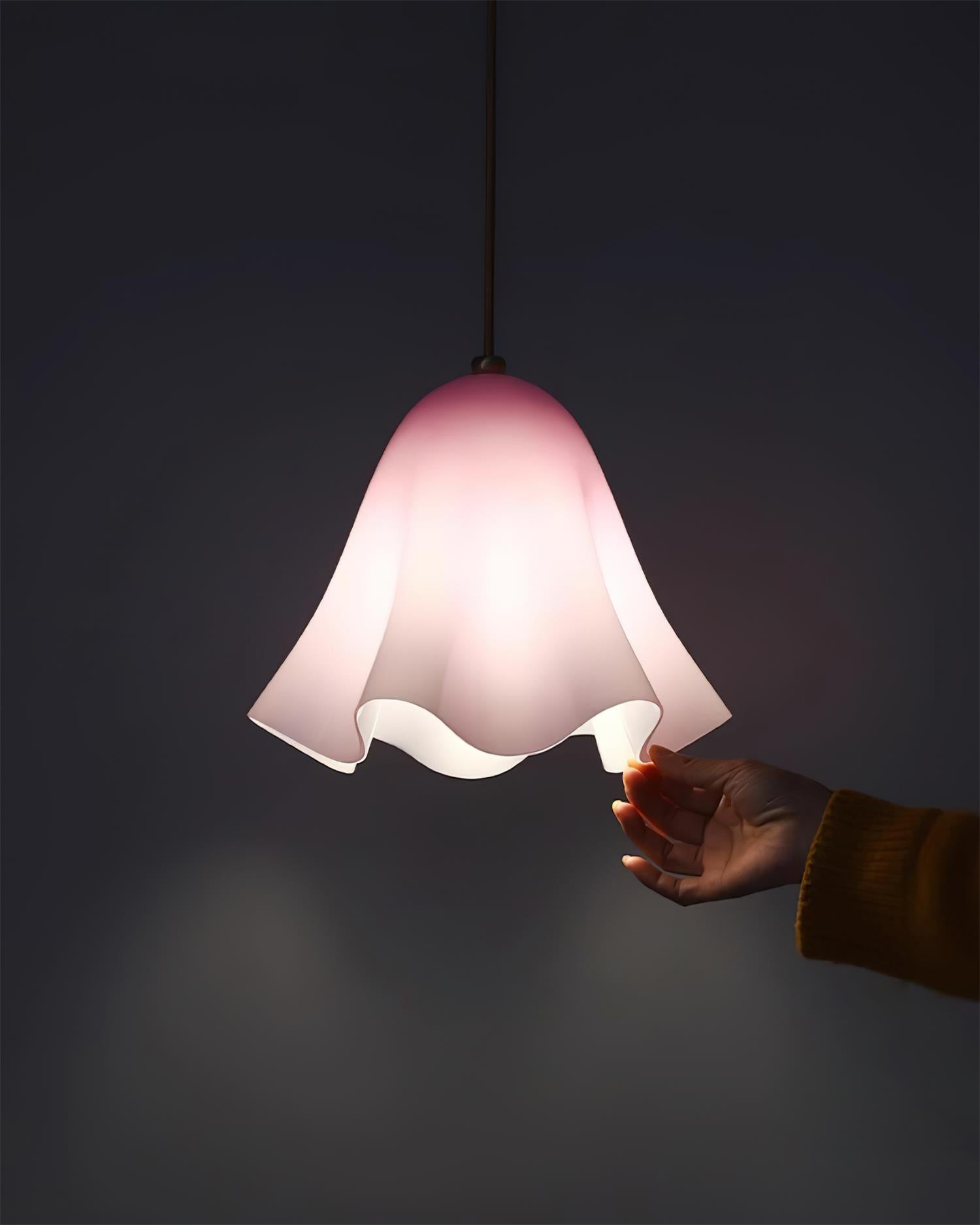 Bellina Kunstvolle Glas-Pendelleuchte – Moderne, von Blüten inspirierte Hänge-Deckenlampe