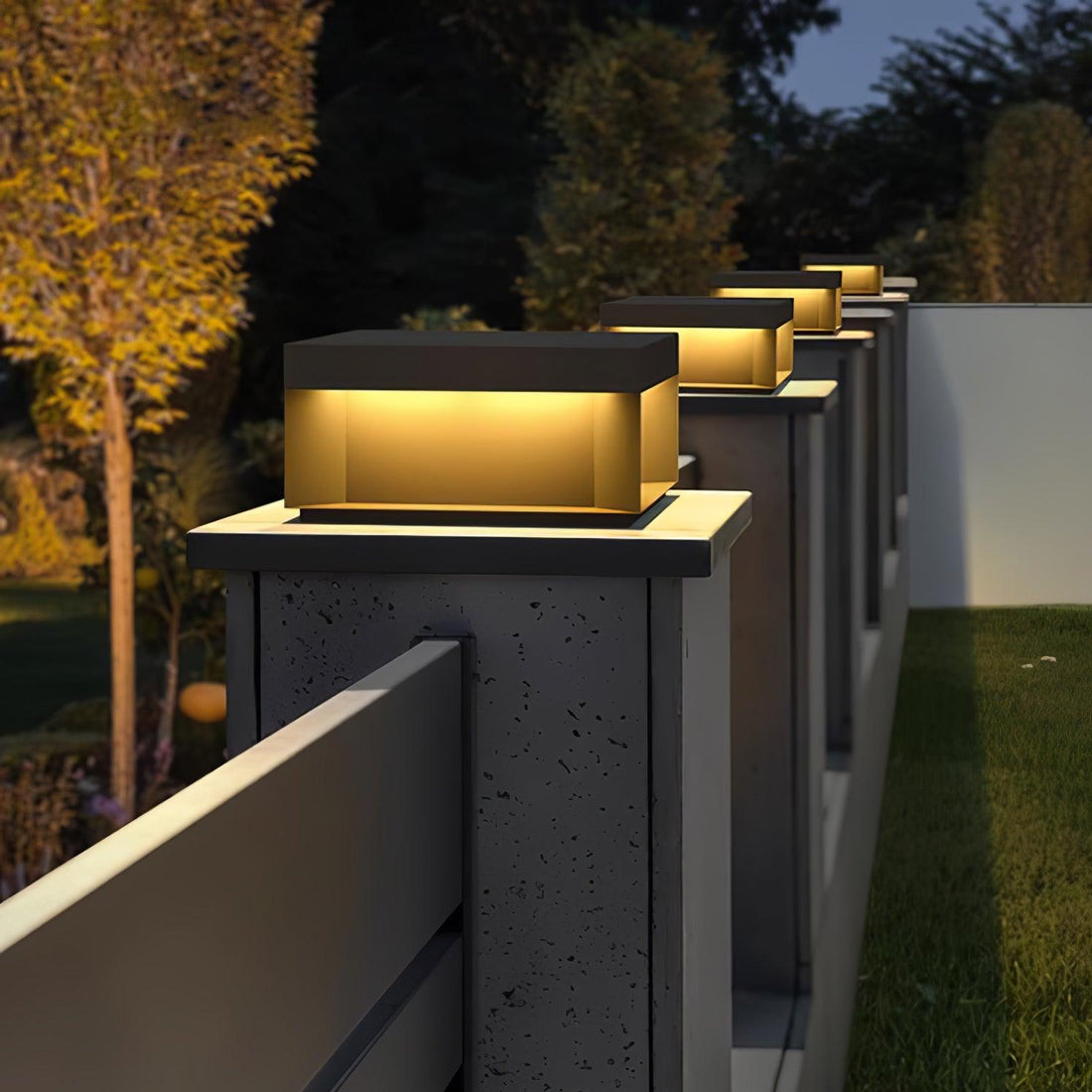 Außenpfostenleuchte - Robuste Gartenlampe für Terrasse und Weg