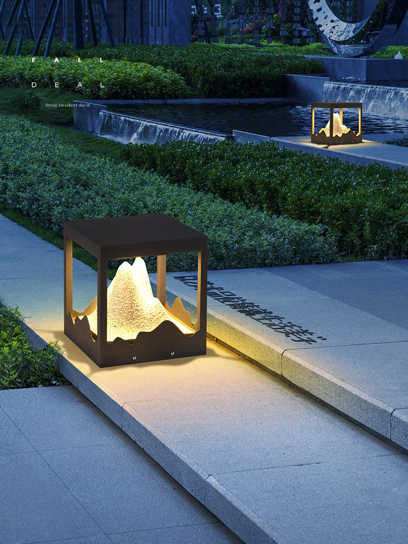 Garten-Außenleuchte – Bergmuster, warmes Licht