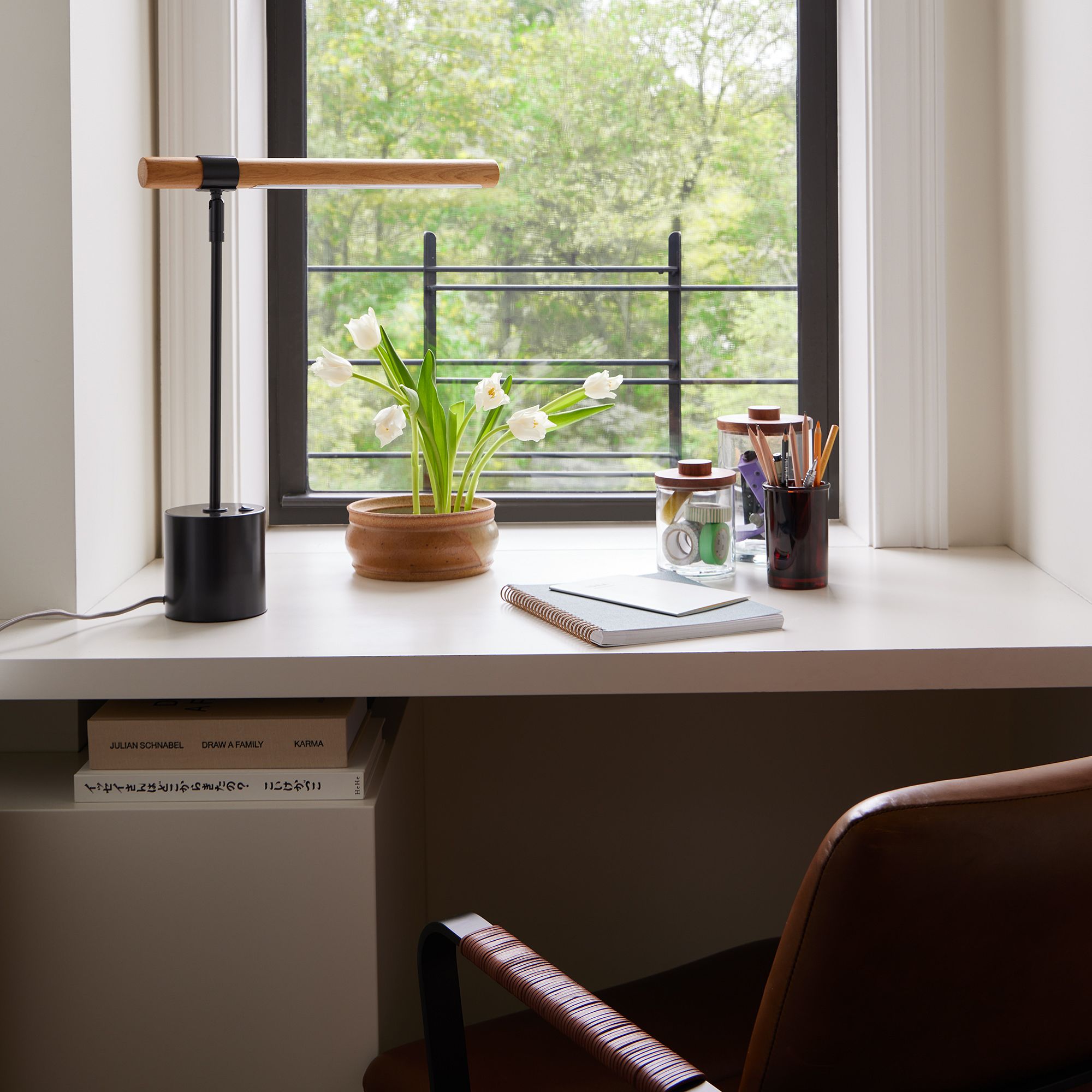 Moss Modern Linear Wood LED Table Lamp – Adjustable Swivel, USB Charging