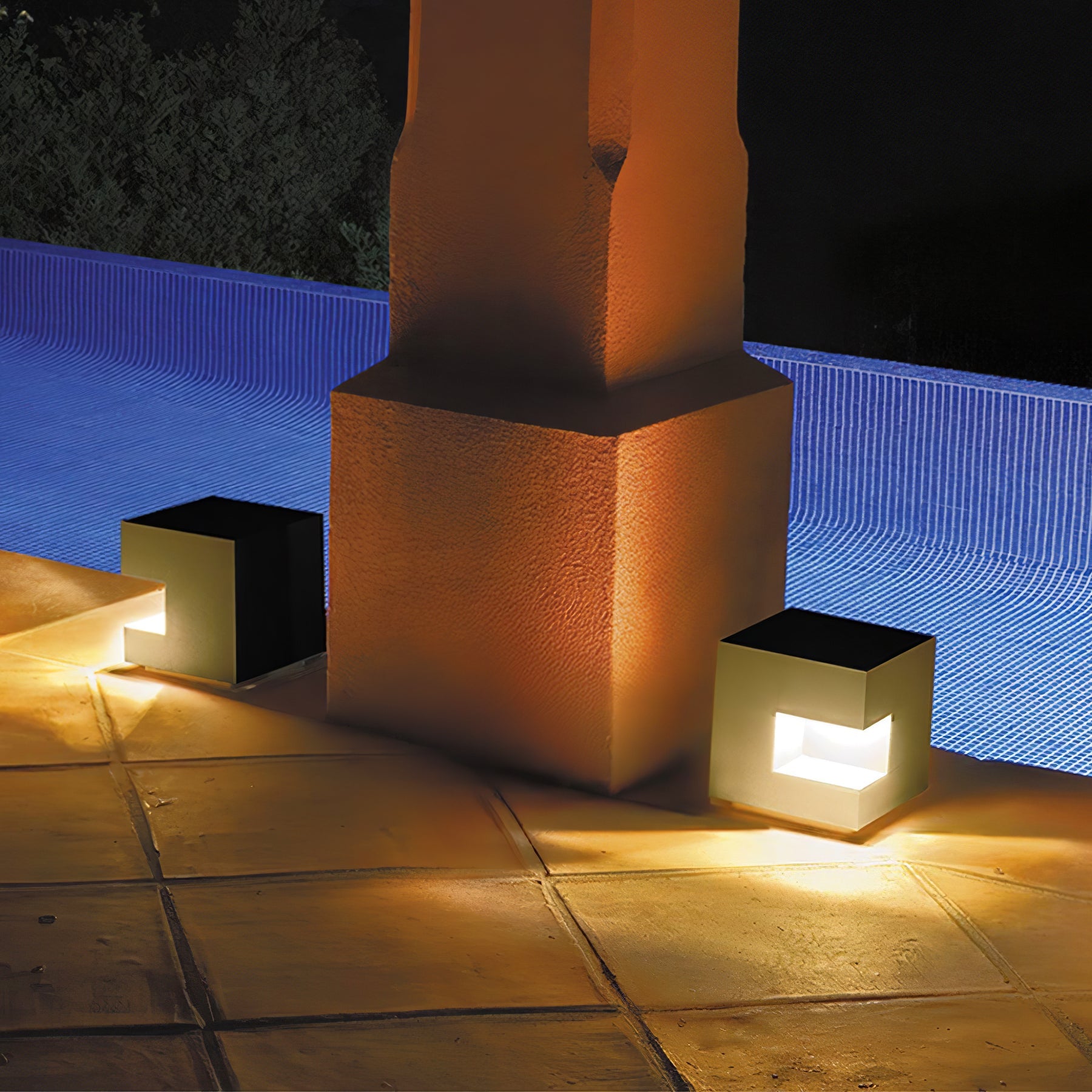 Cube Post Outdoor Light - Cube Outdoor Lamp Great for Courtyards