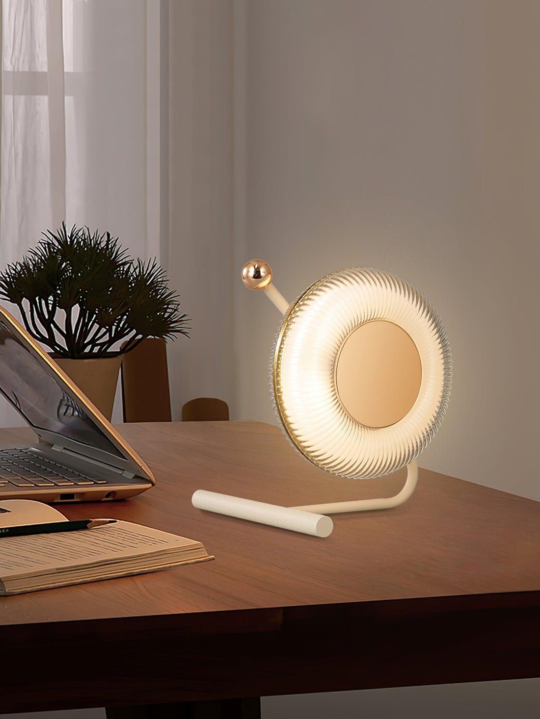 Wiederaufladbare Tischlampe – Verstellbare LED-Arbeitsleuchte für Schreibtisch und Schlafzimmer
