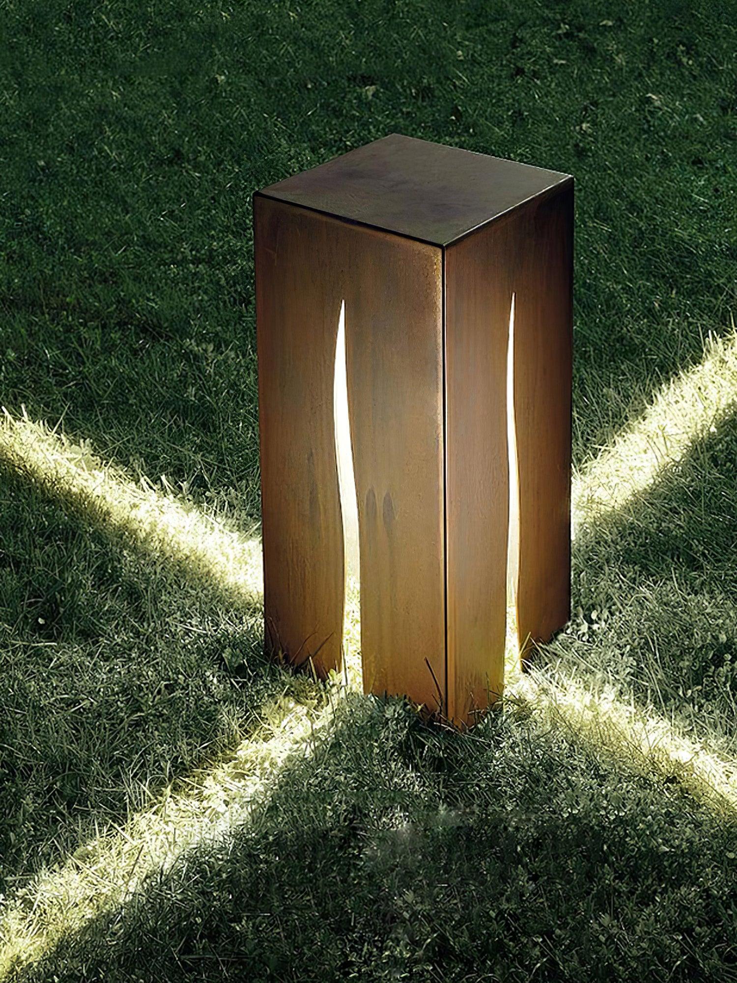 Simple Modern Outdoor Light - Garden Light with Rust-Colored Frame