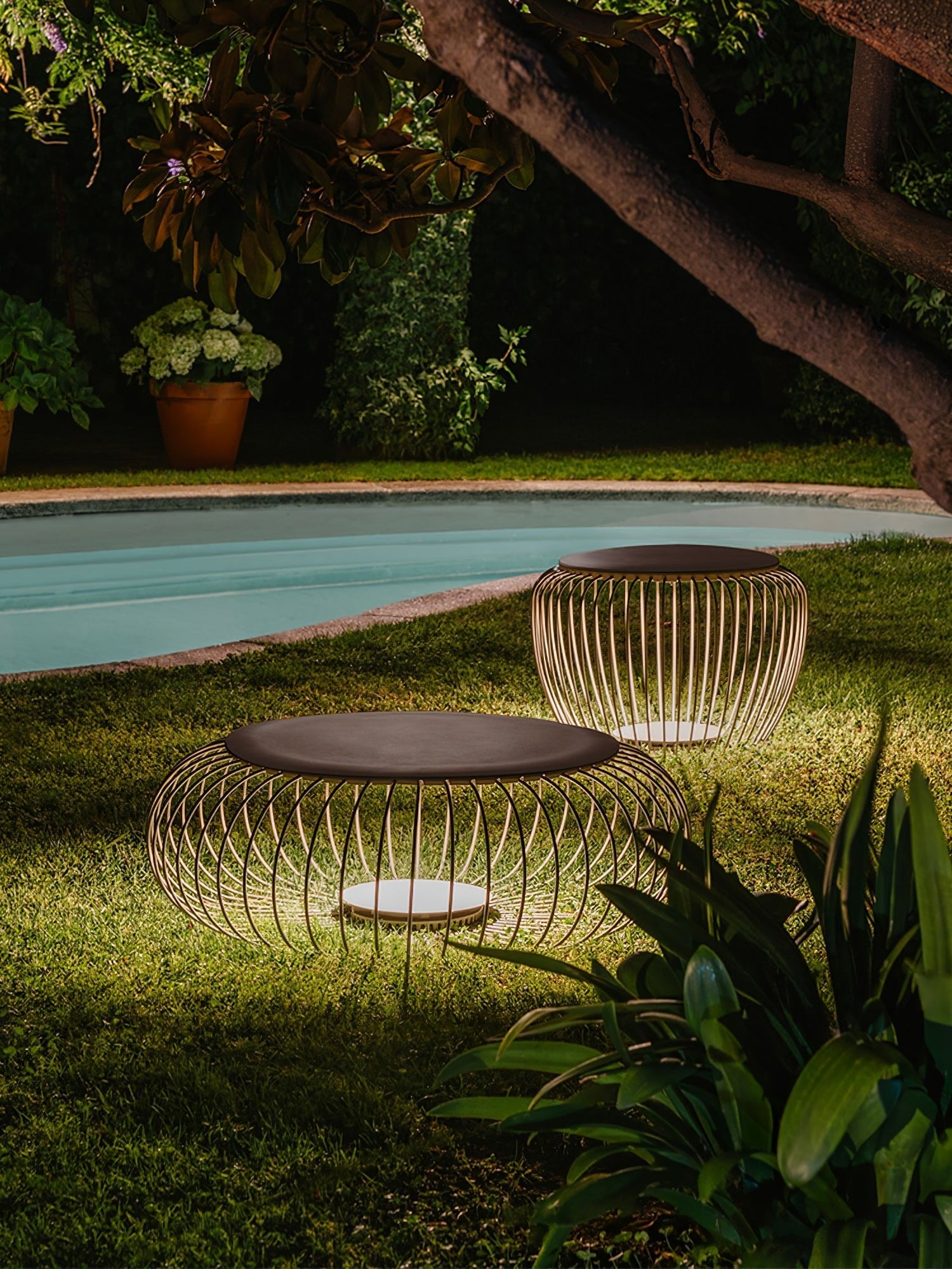 Meridiano Tischleuchte – Wiederaufladbares LED-Licht für Terrasse &amp; Garten