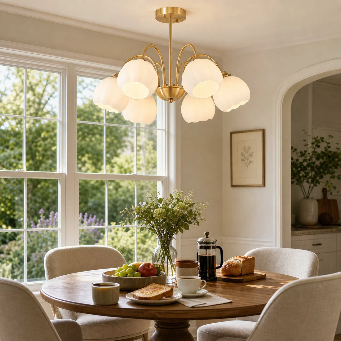 Six-arm chandelier above a breakfast table
