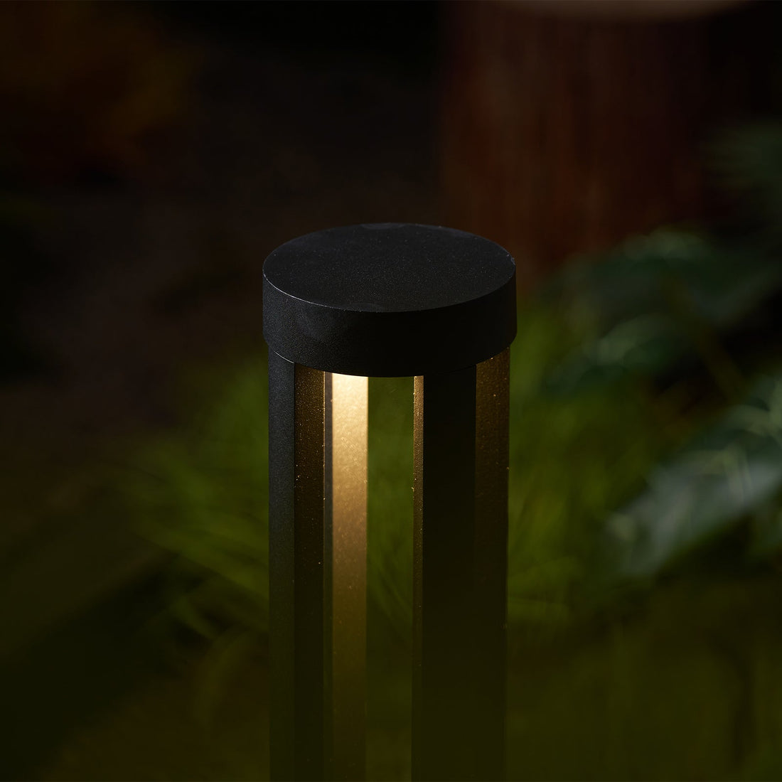 Black Solar Outdoor Post Light - Waterproof Solar Post Lamp