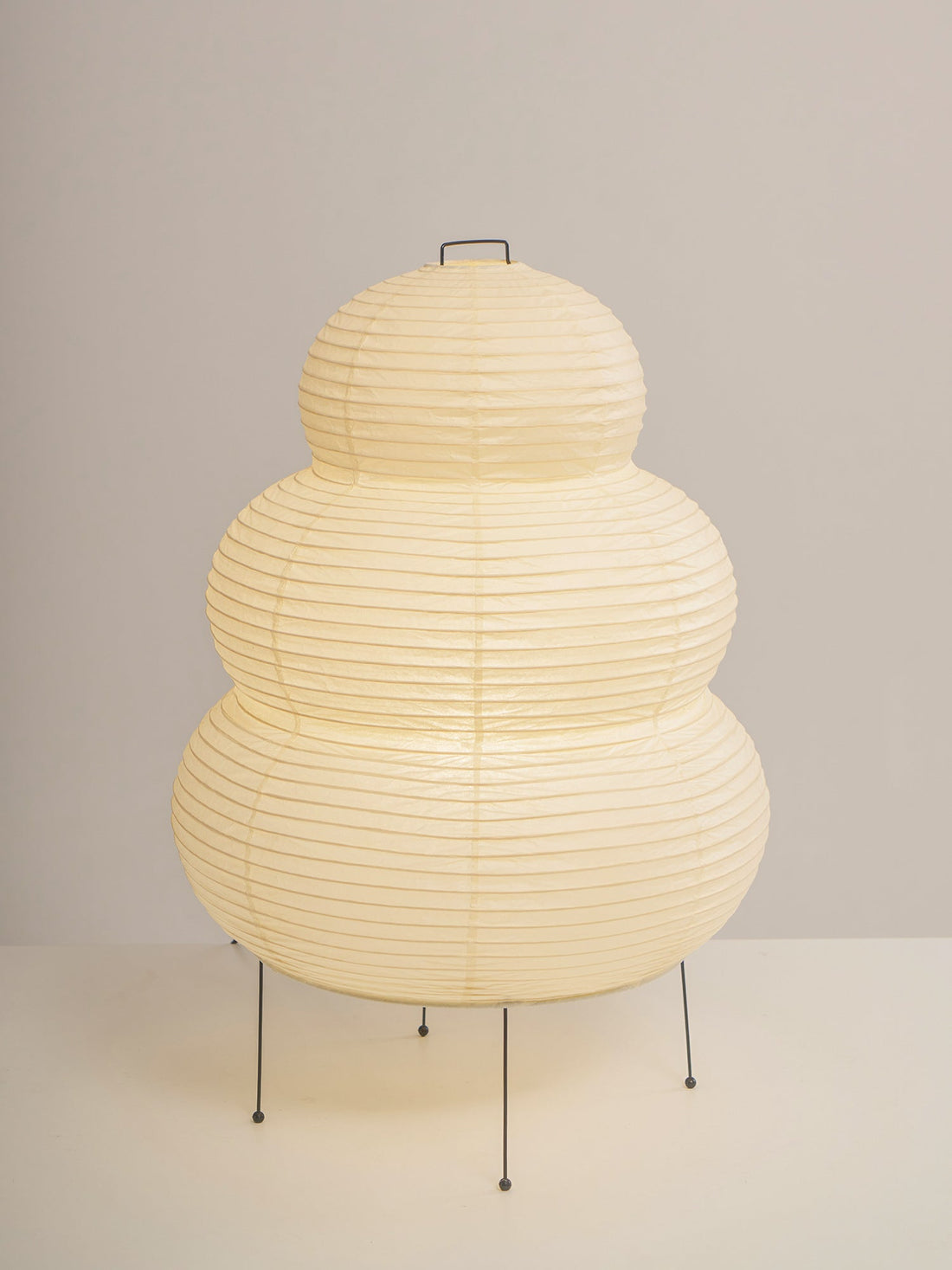 Japanisch inspirierte Papiertischlampe – Maulbeerpapierlampe fürs Schlafzimmer