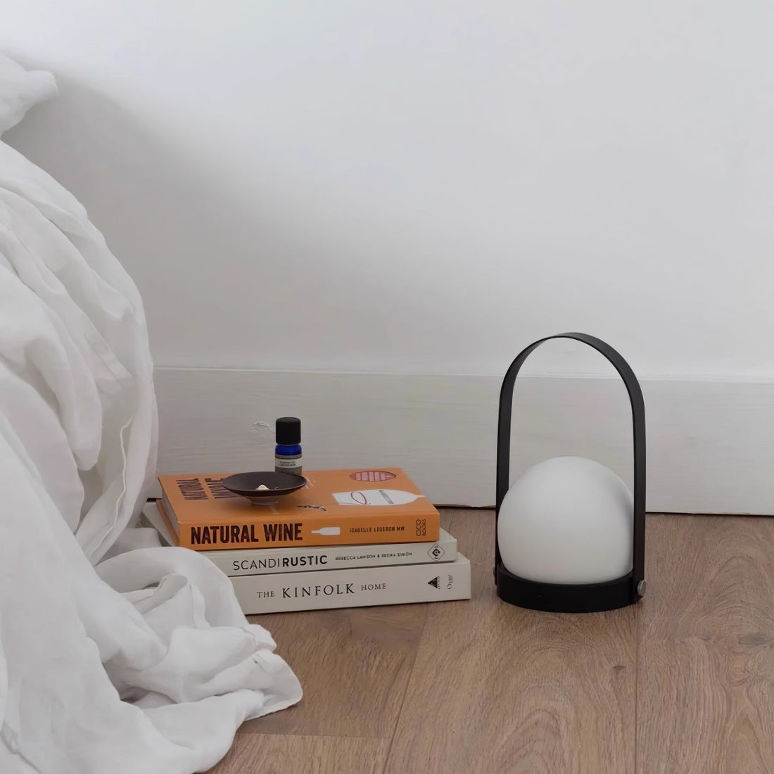 Tragbare Akku-Tischlampe – Moderne Lampe für Schreibtisch und Schlafzimmer