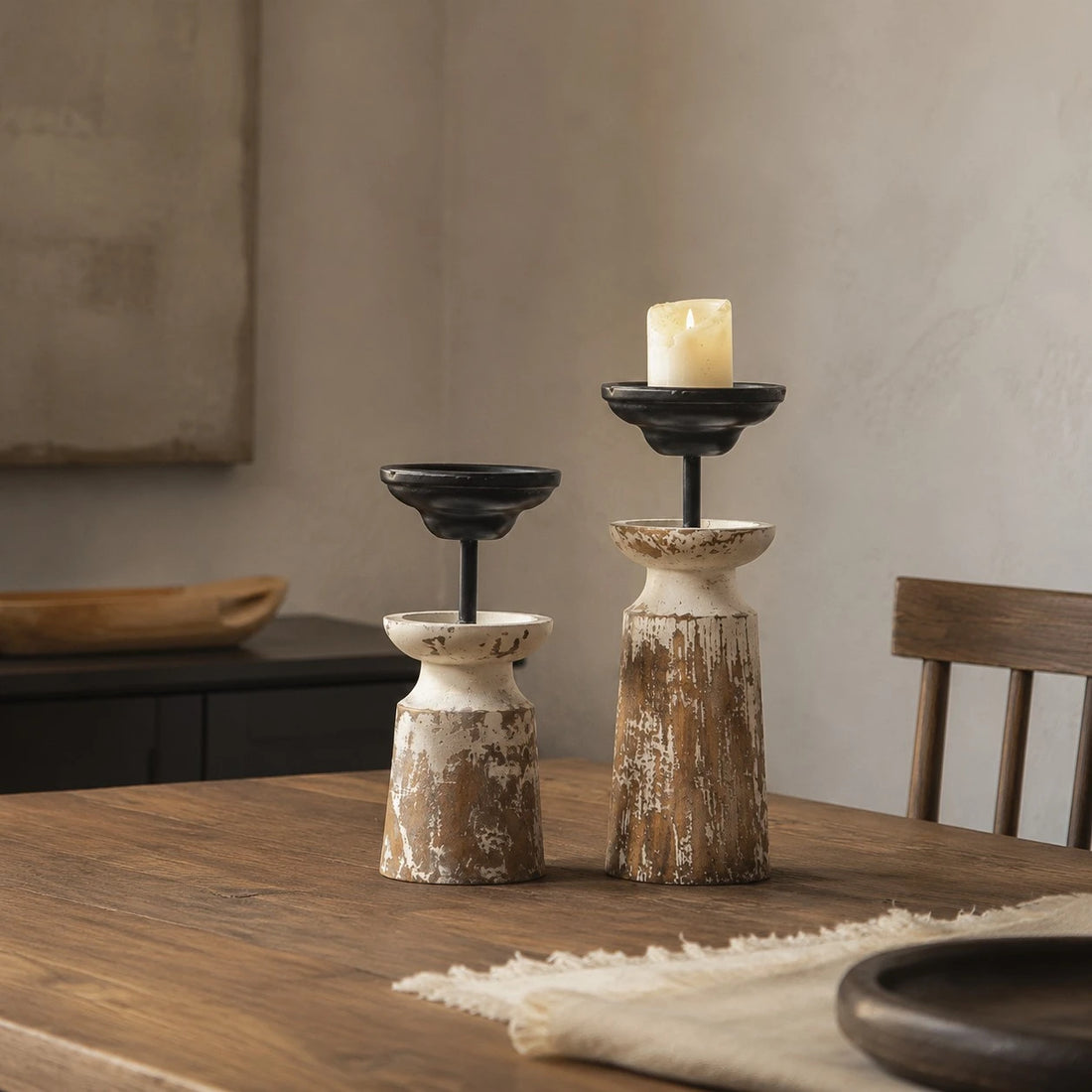 Dining table scene