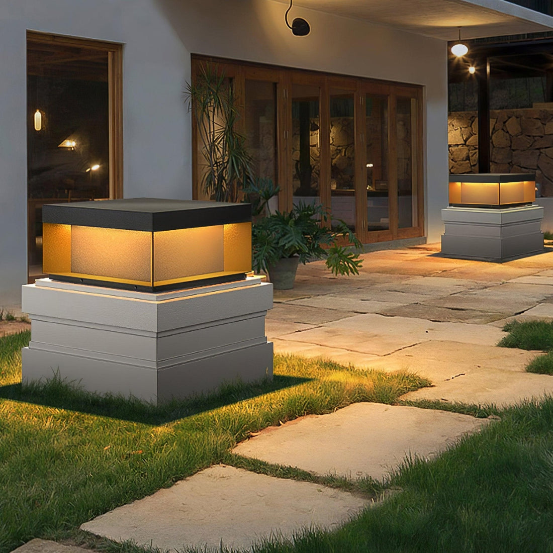Außenpfostenleuchte - Robuste Gartenlampe für Terrasse und Weg