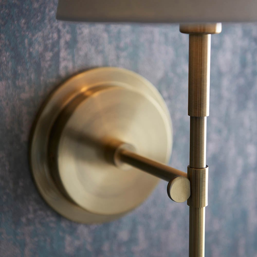 Cremaris Metal Wall Light with Fabric Shade - Timeless Sconce for Interior Lighting