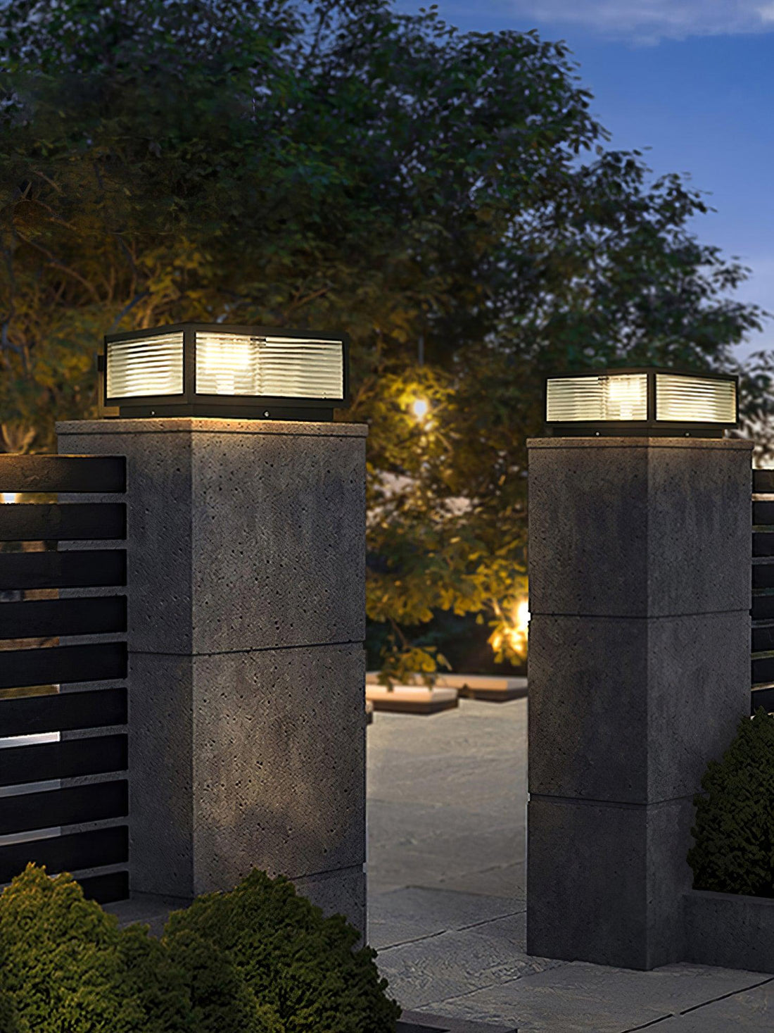 Garden Outdoor Light - Durable Metal Glass Lamp for Patio & Pathway