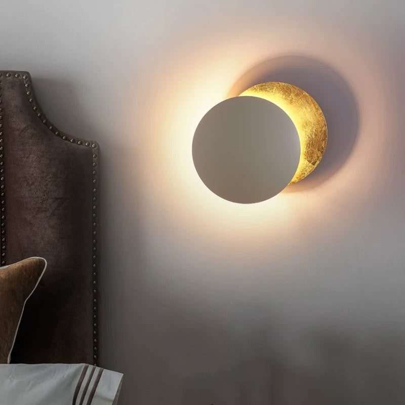 Verstellbare Wandlampe Mit Künstlerischer Eclipse-Scheibe Für Flur Und Schlafzimmer