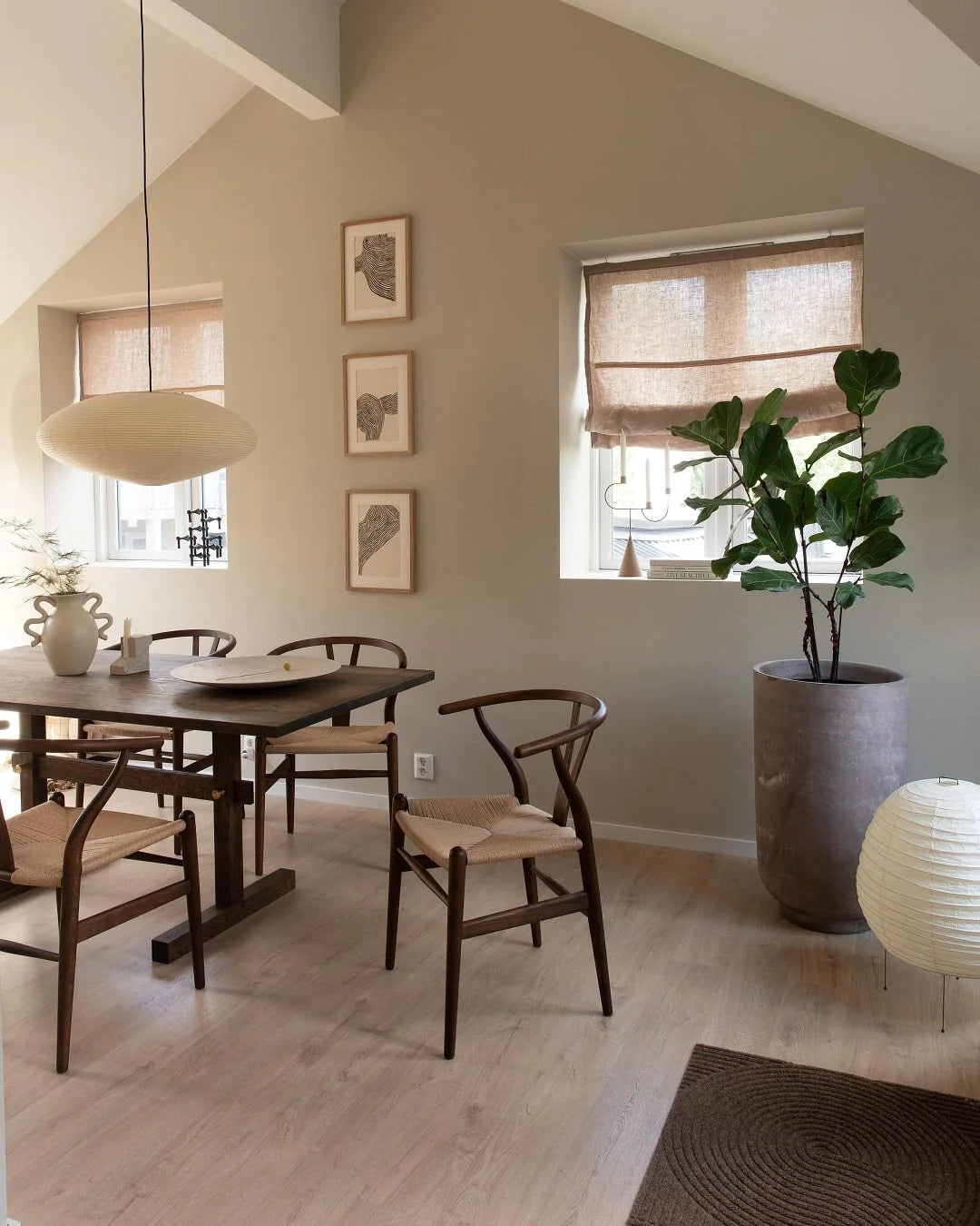 Washi Paper Pendant Lamp - Handcrafted Mulberry Light for Cozy Room