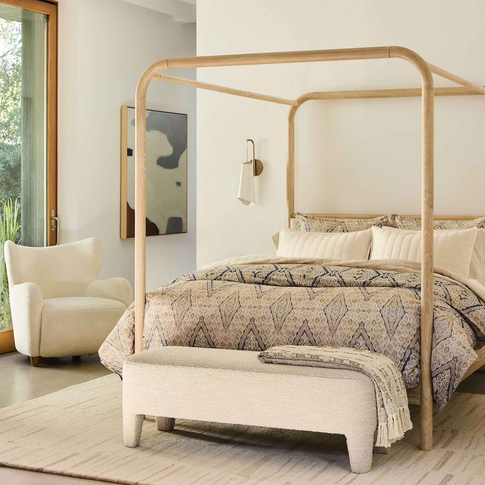 Orovia Sleek Wall Sconce – Ceramic & Metal Champagne Brass